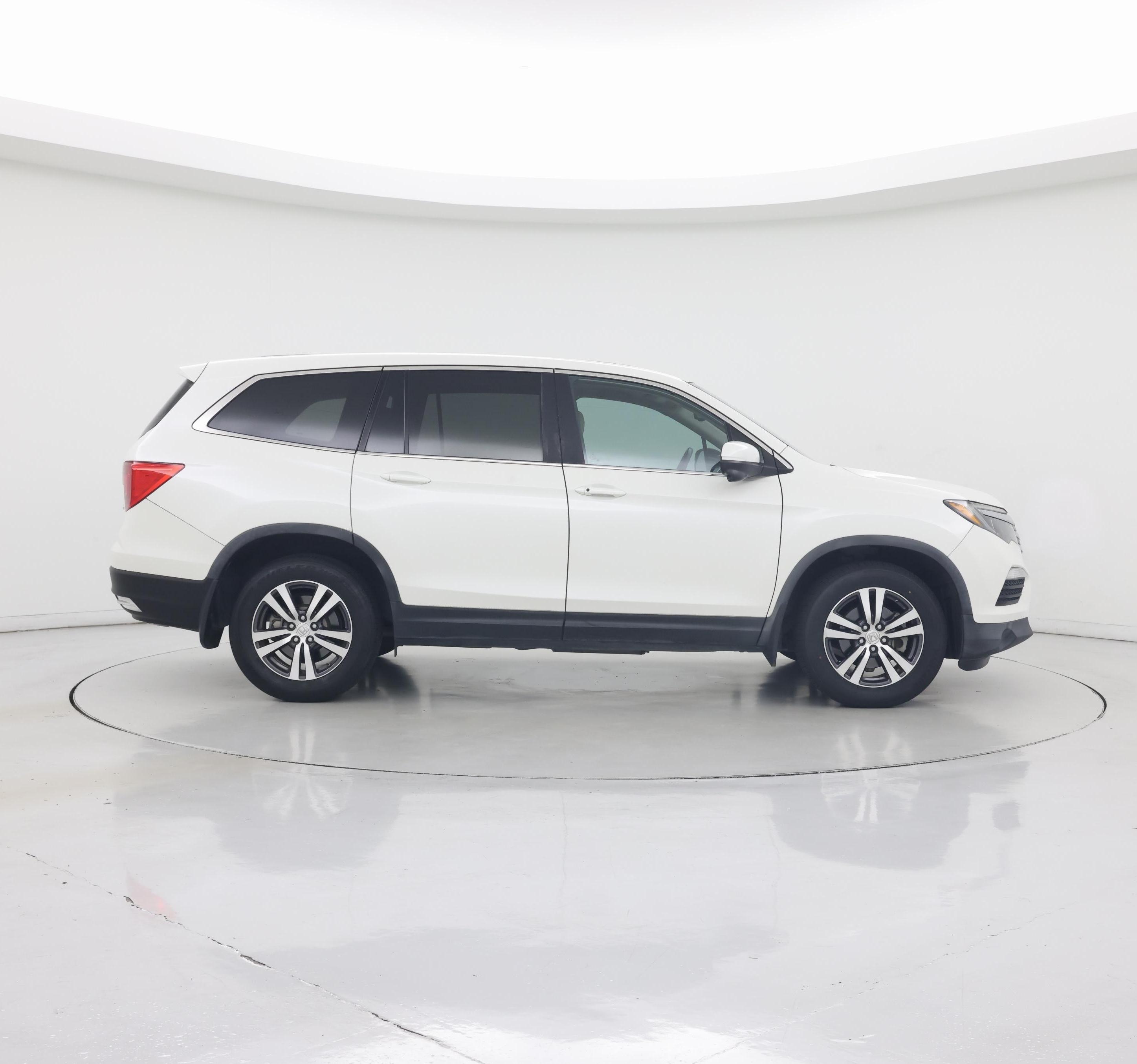 Thumbnail: 2018 Honda Pilot - 7