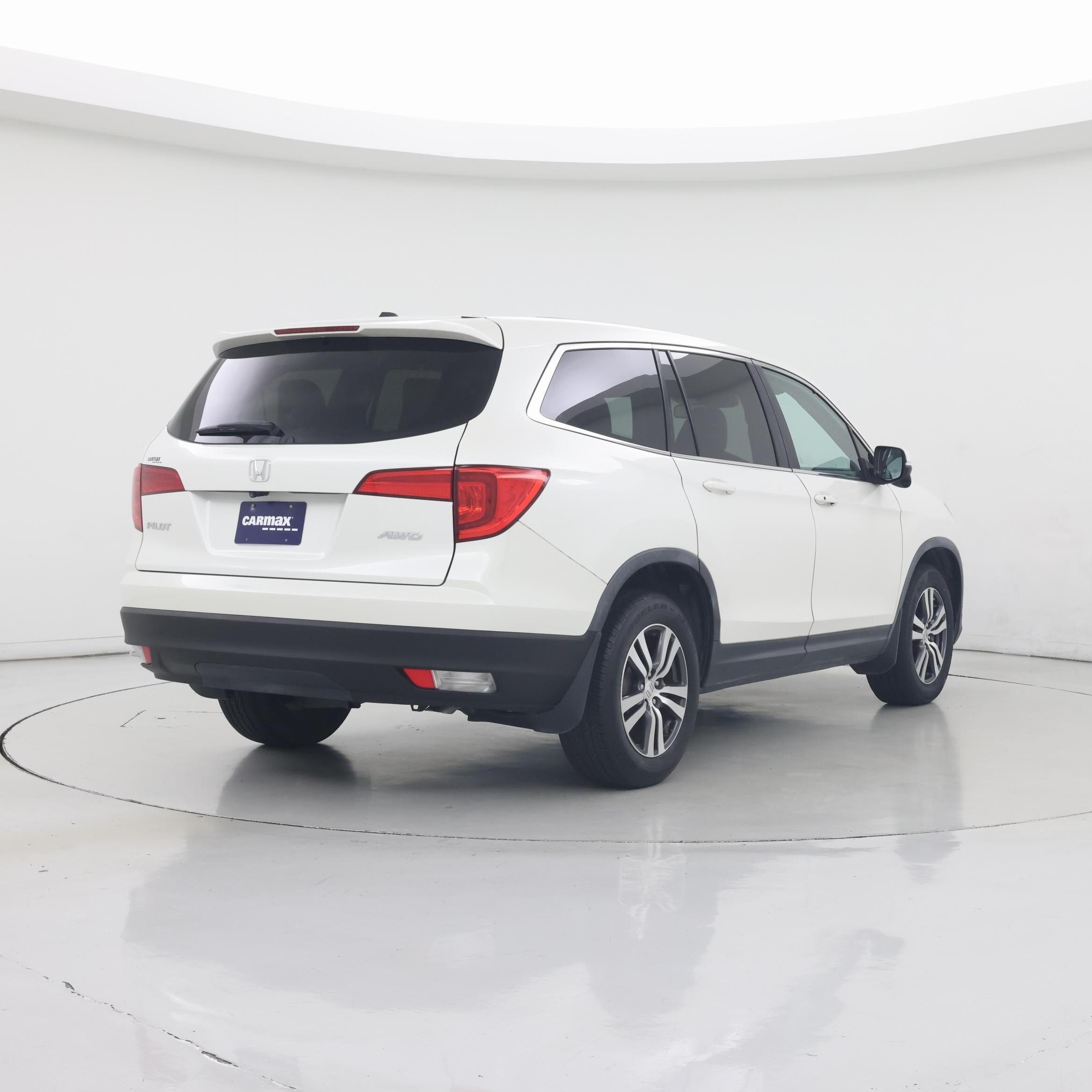 Thumbnail: 2018 Honda Pilot - 8