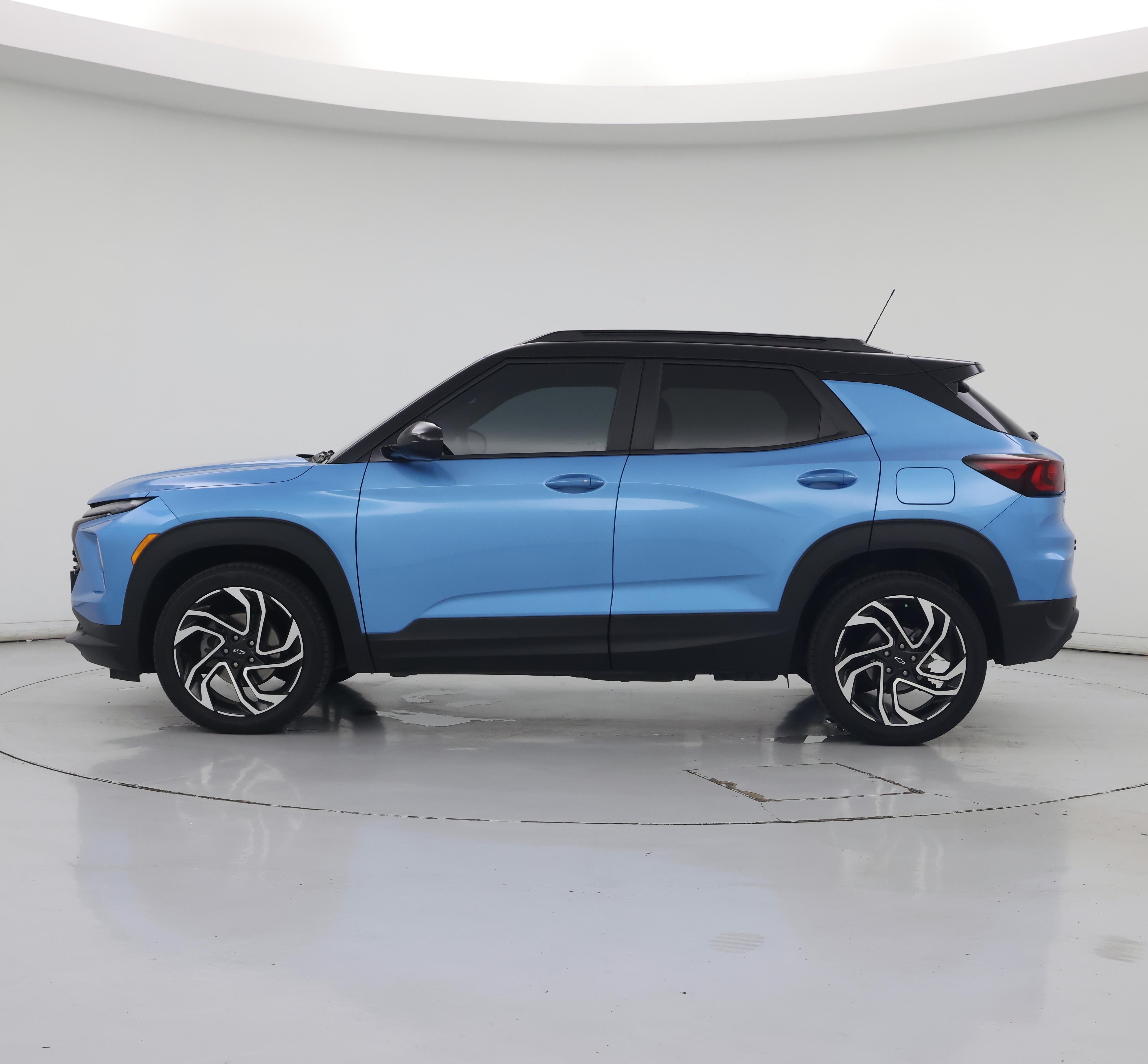 Thumbnail: 2025 Chevrolet TrailBlazer - 3