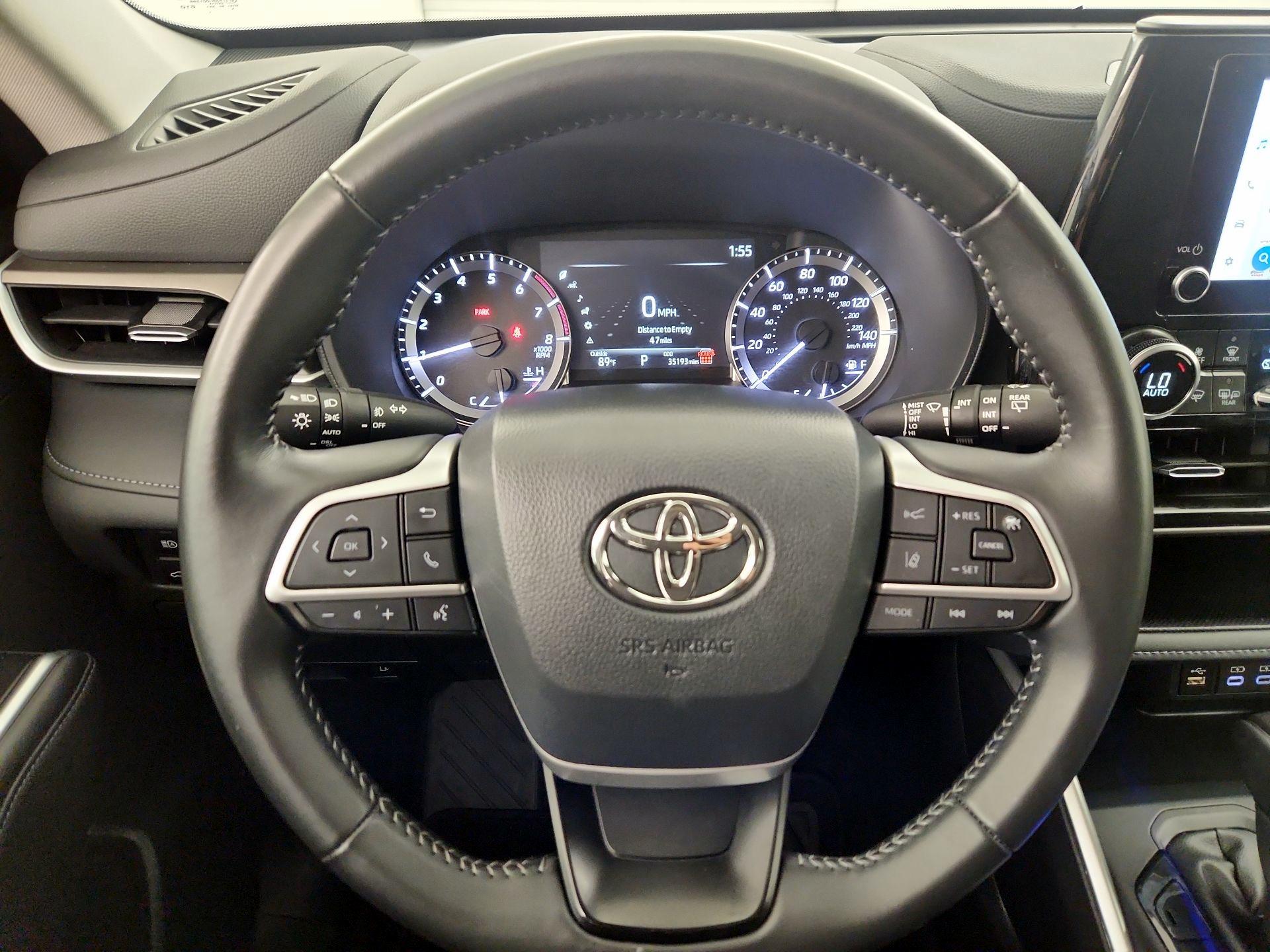Thumbnail: 2025 Toyota Highlander - 10