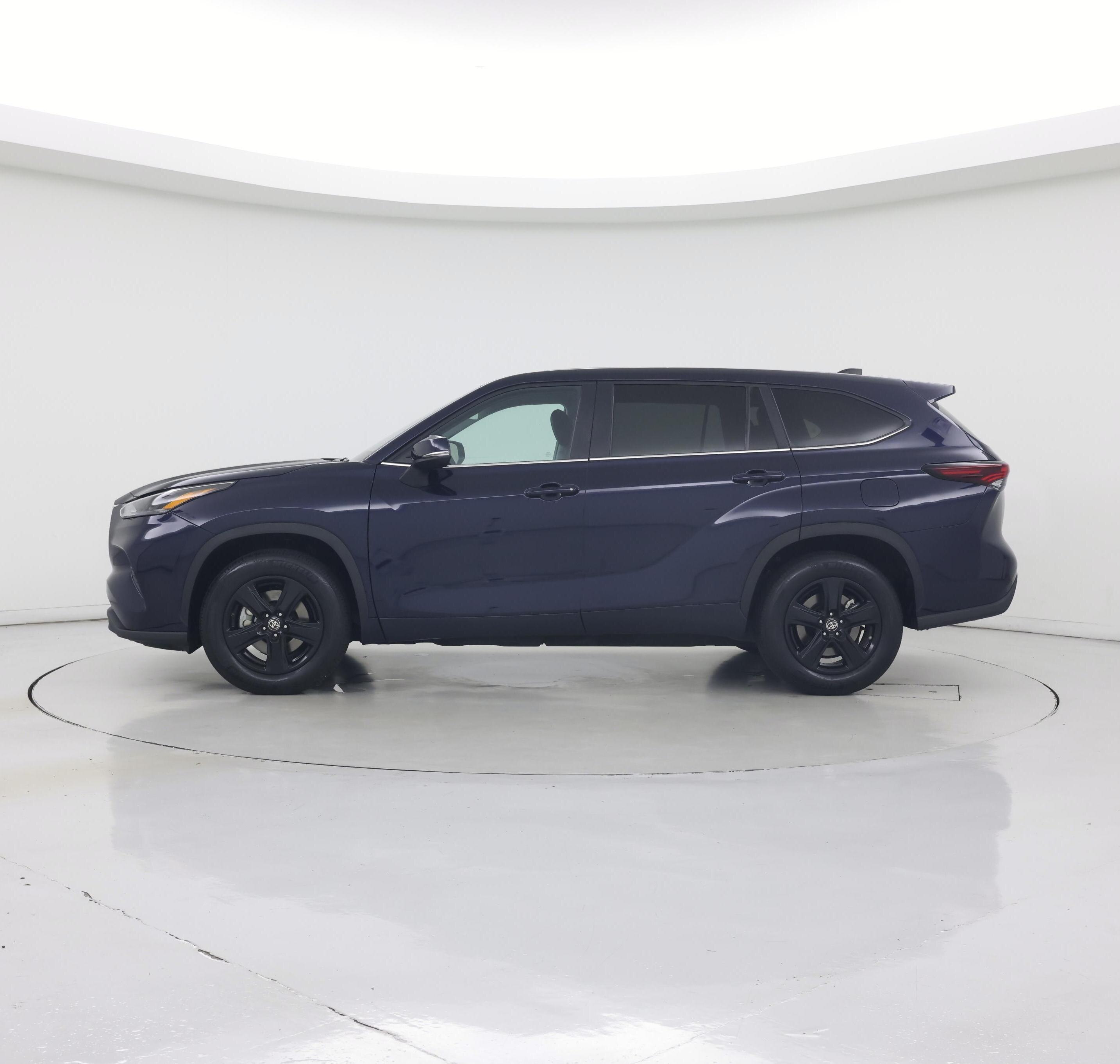 Thumbnail: 2025 Toyota Highlander - 3