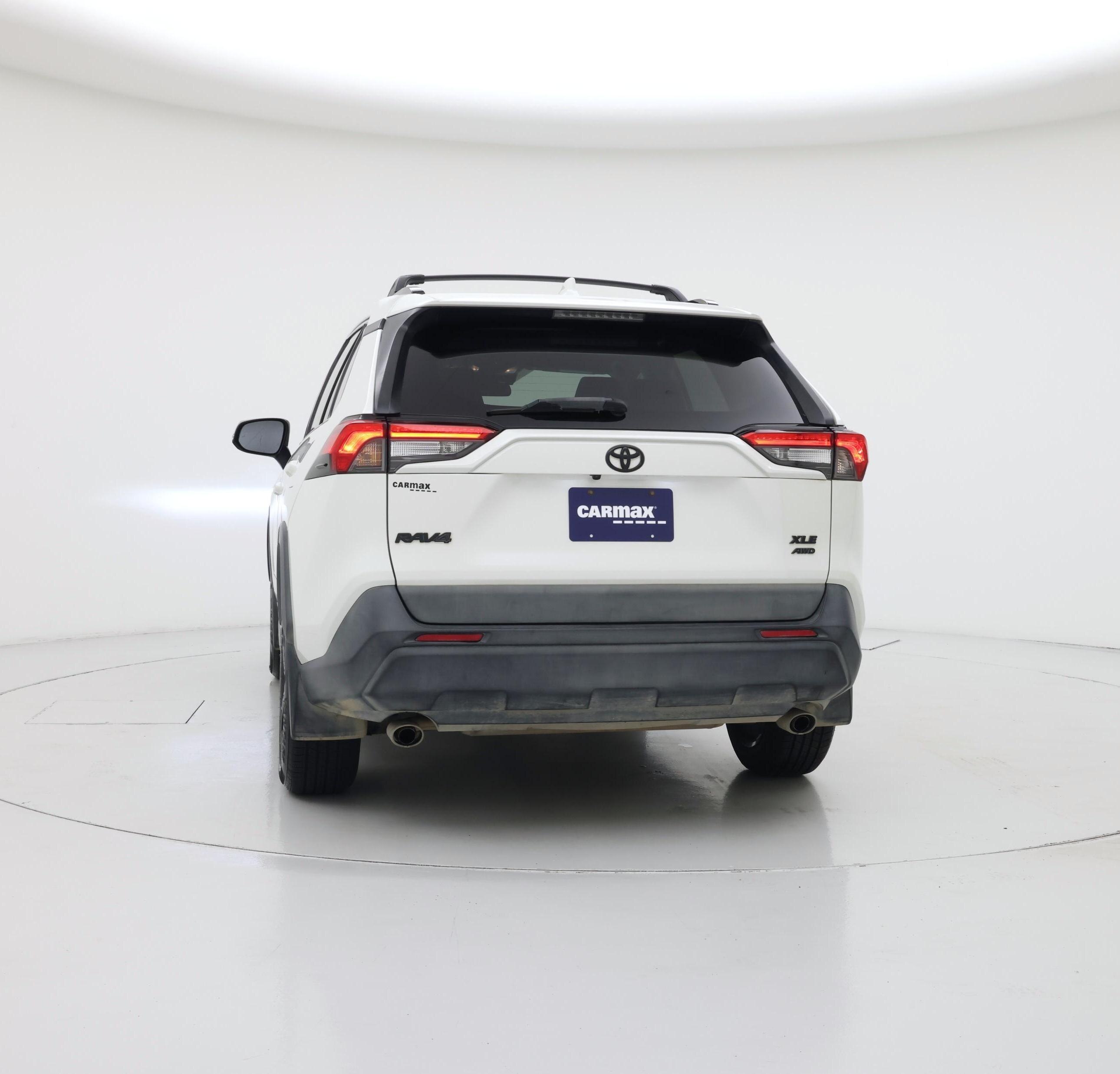 Thumbnail: 2021 Toyota RAV4 - 6
