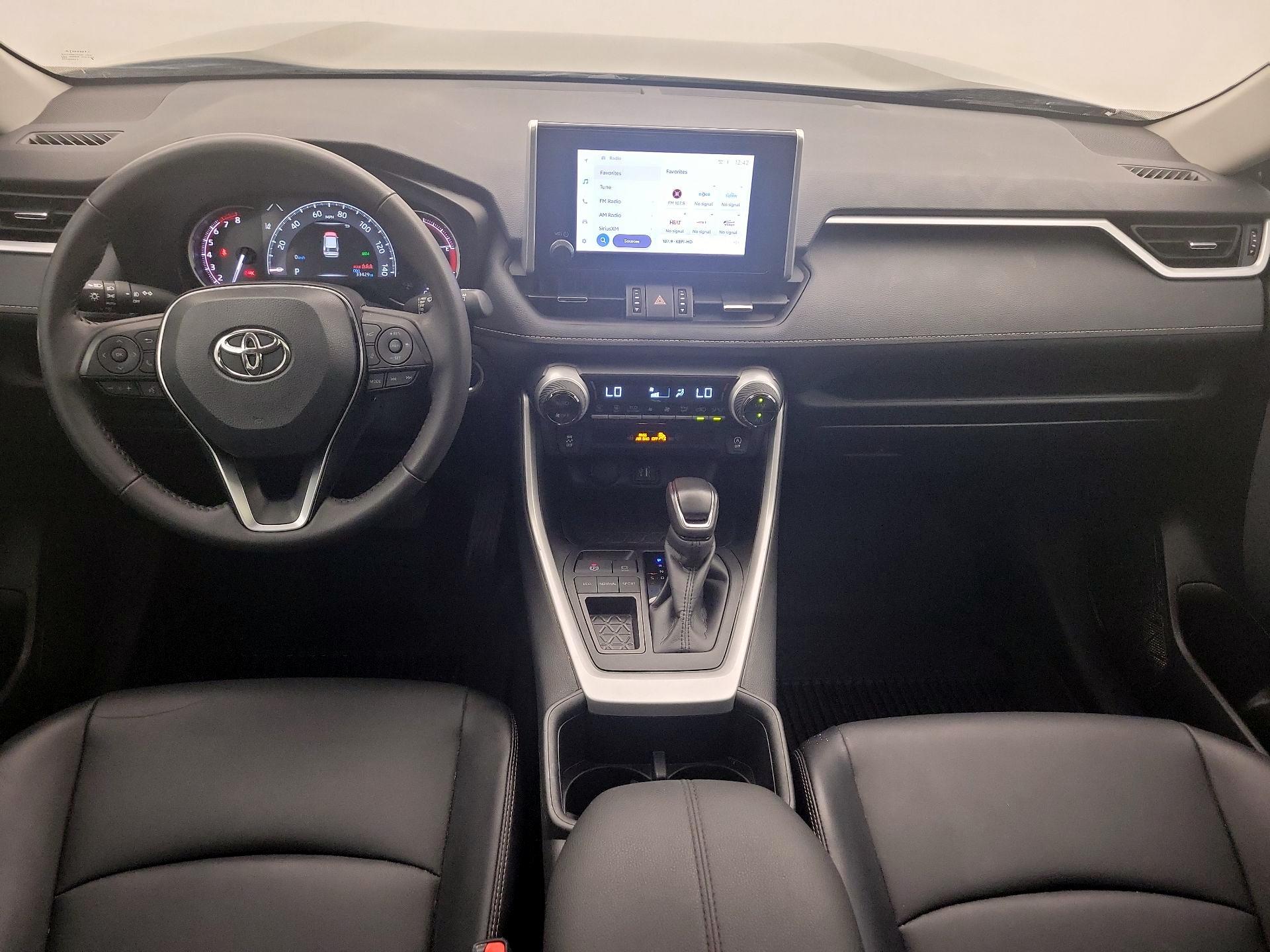 Thumbnail: 2025 Toyota RAV4 - 9