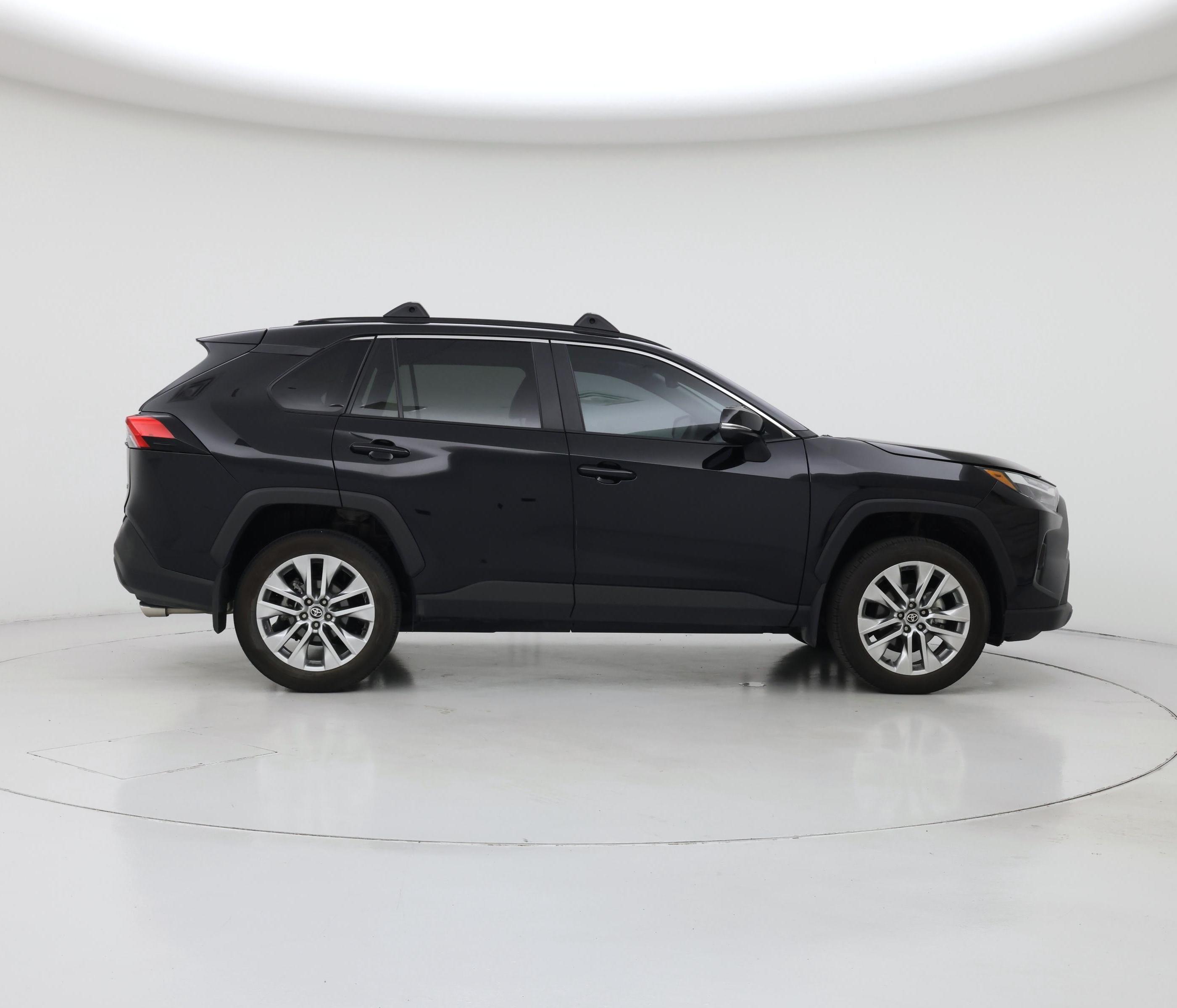 Thumbnail: 2025 Toyota RAV4 - 7