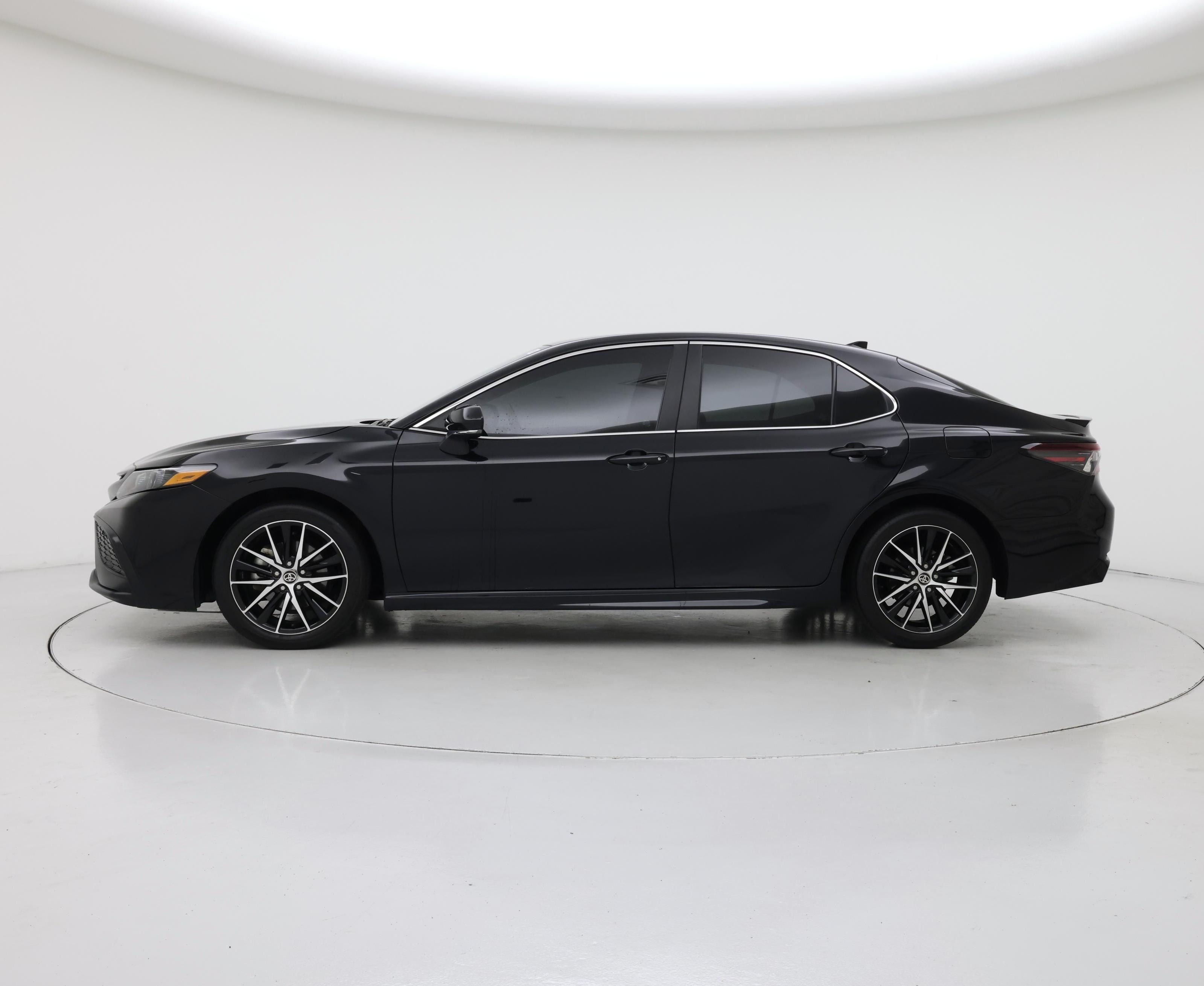 Thumbnail: 2024 Toyota Camry - 3