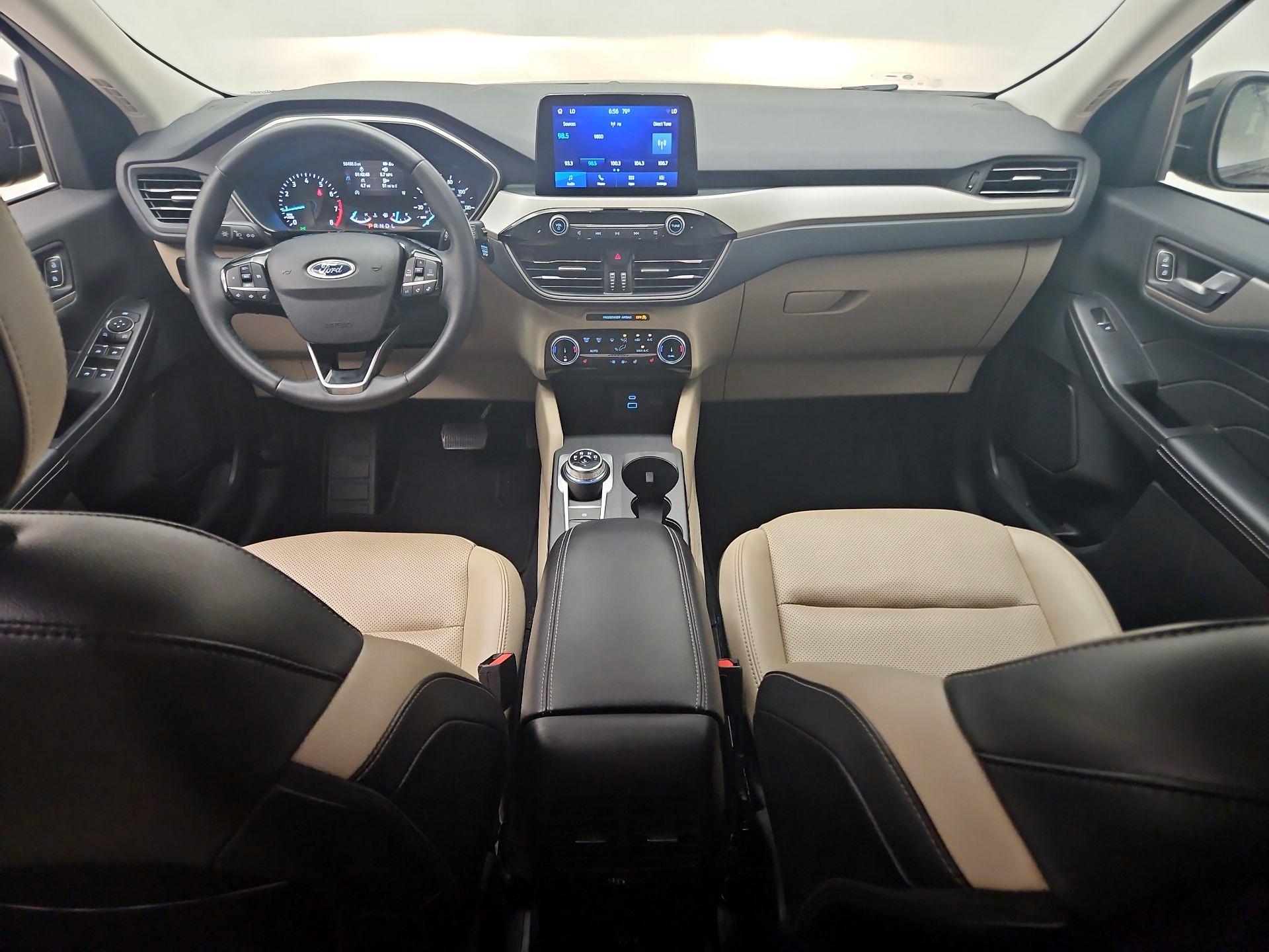 Thumbnail: 2022 Ford Escape - 9