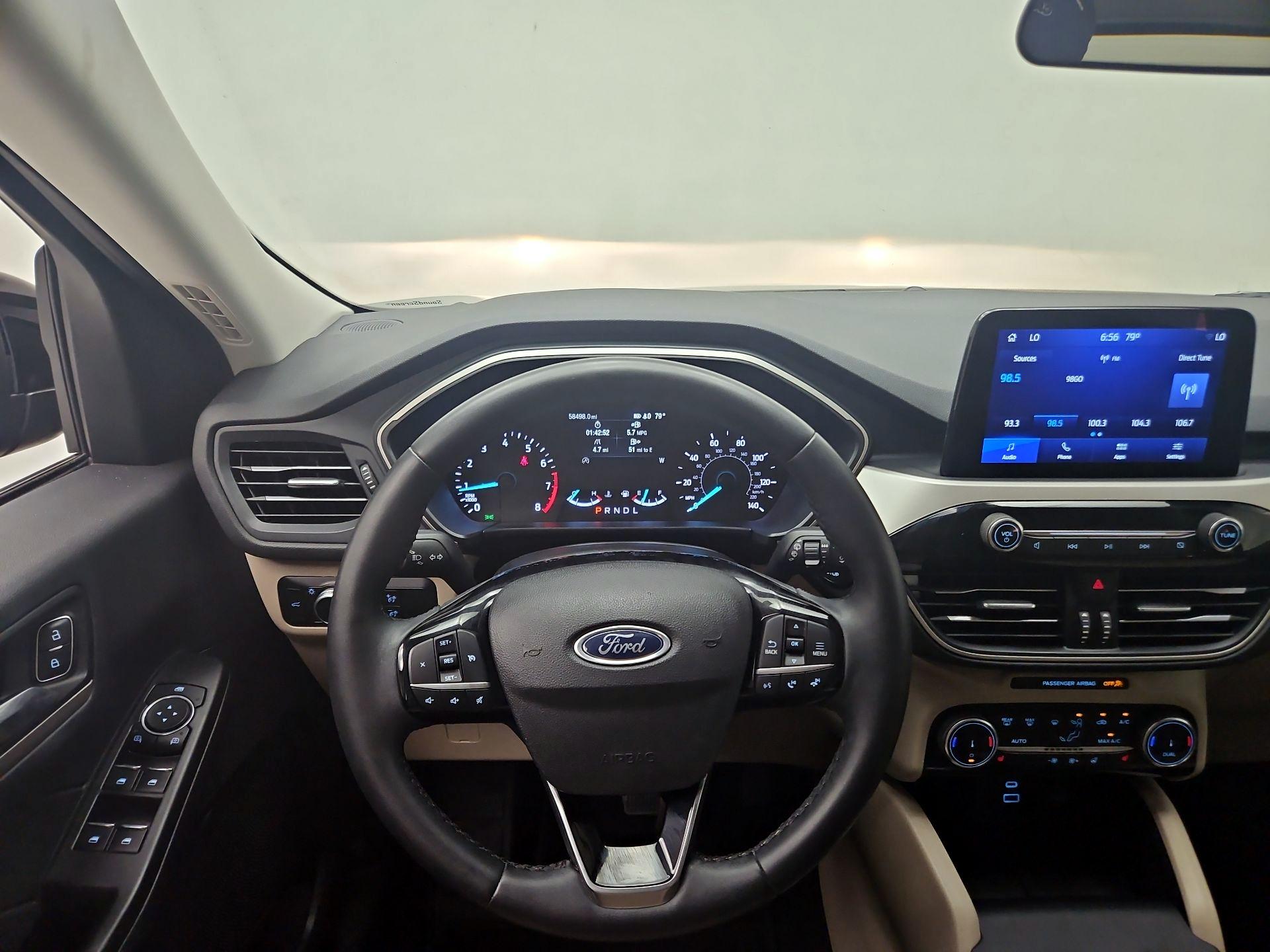 Thumbnail: 2022 Ford Escape - 10