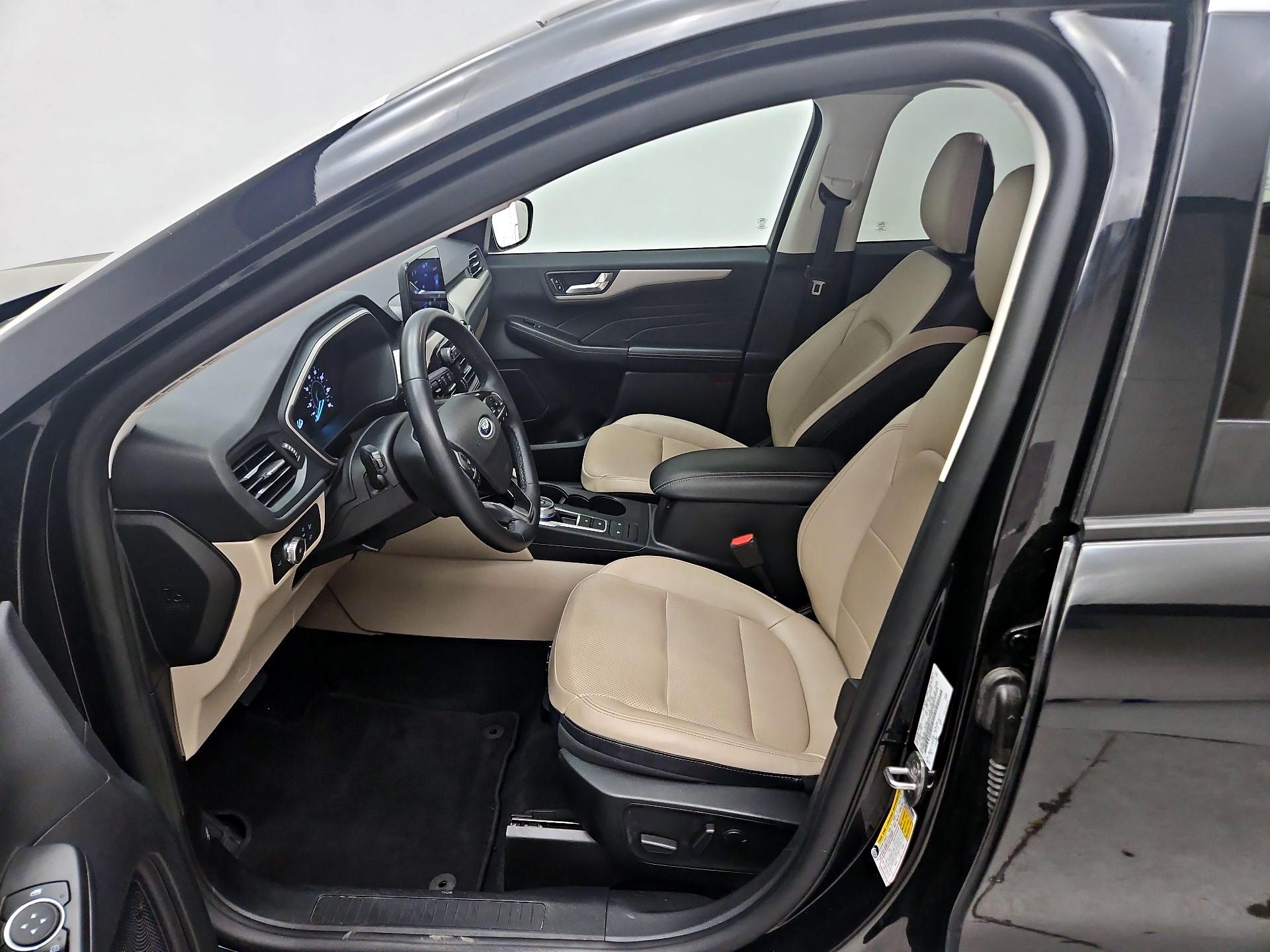 Thumbnail: 2022 Ford Escape - 11