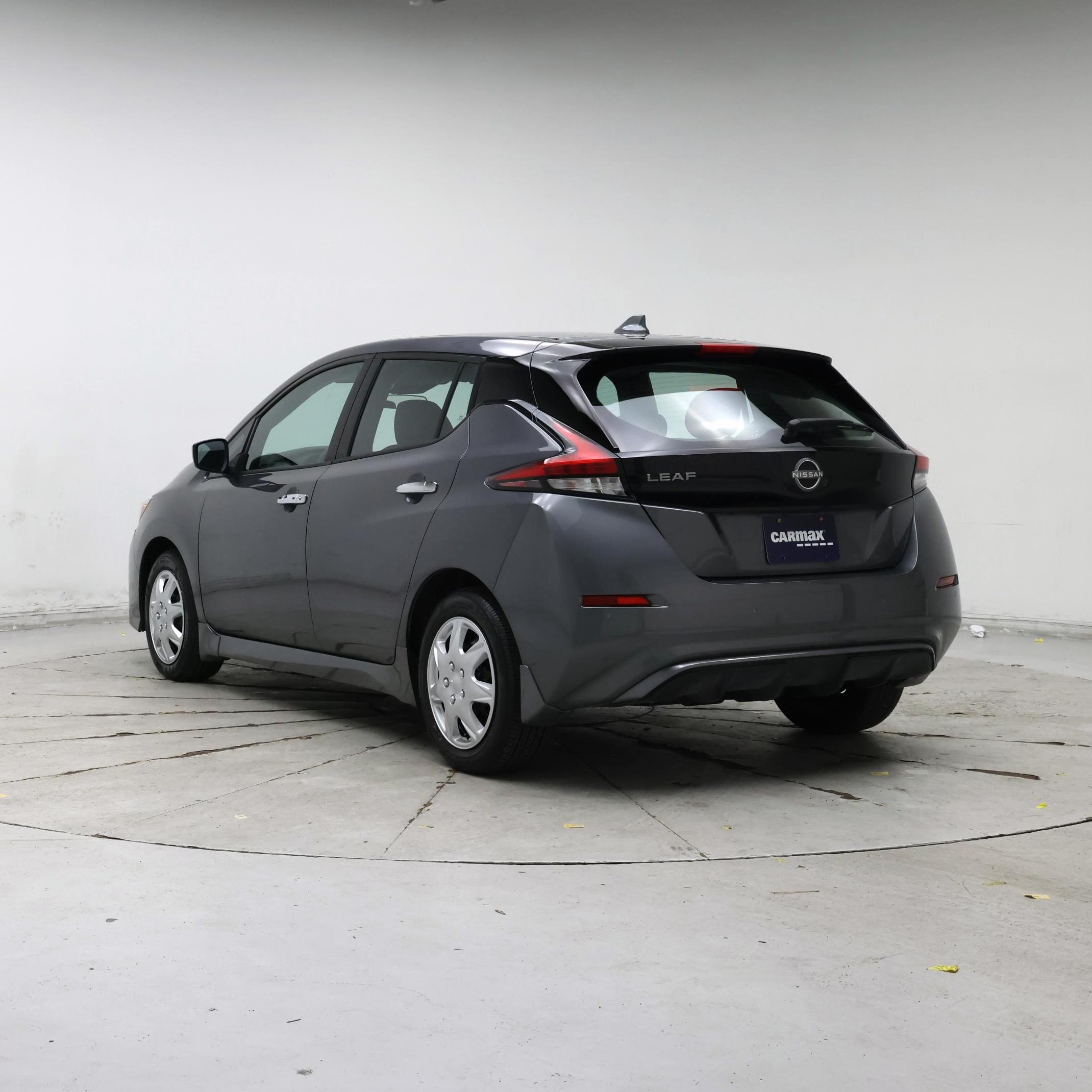 Thumbnail: 2025 Nissan Leaf - 2