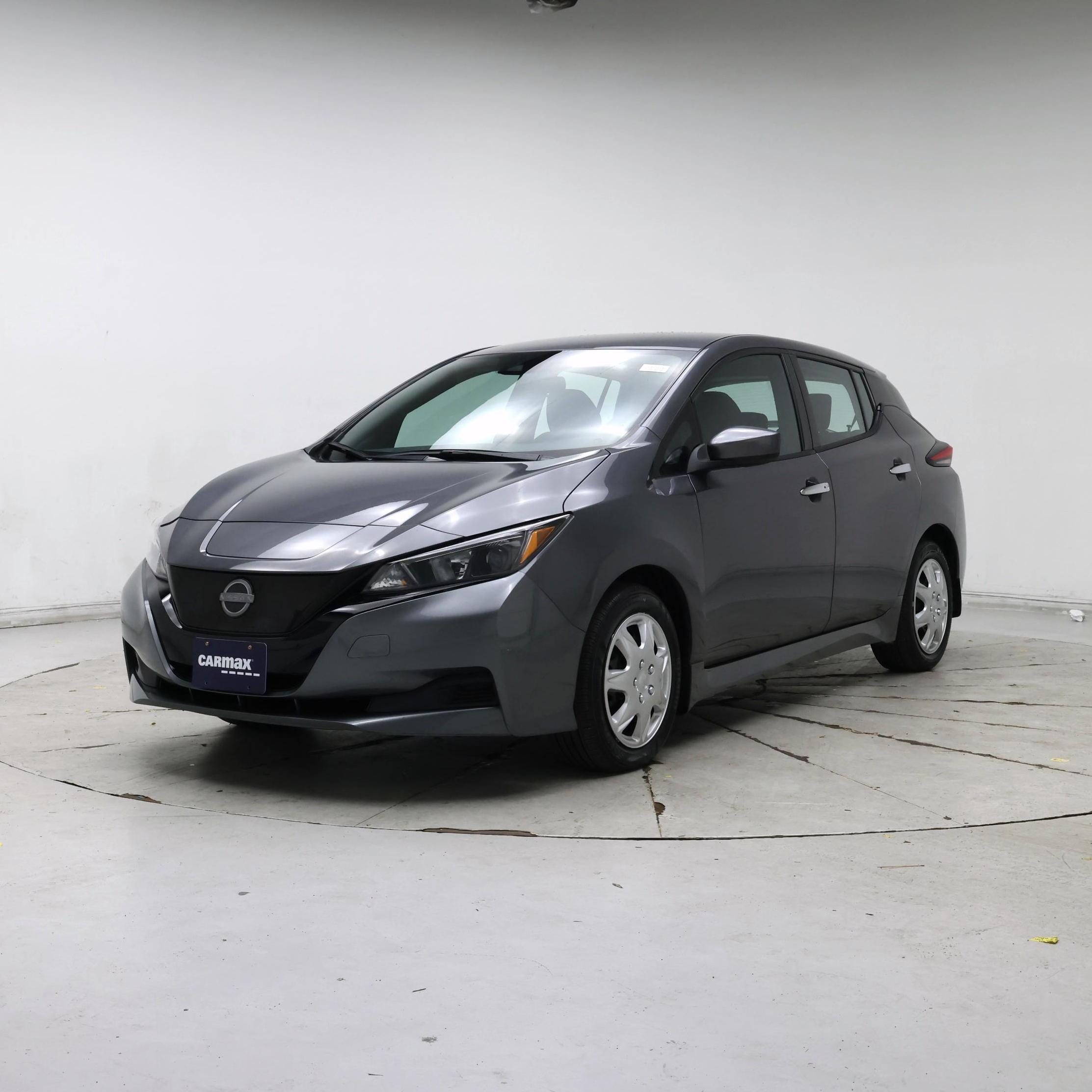 Thumbnail: 2025 Nissan Leaf - 4