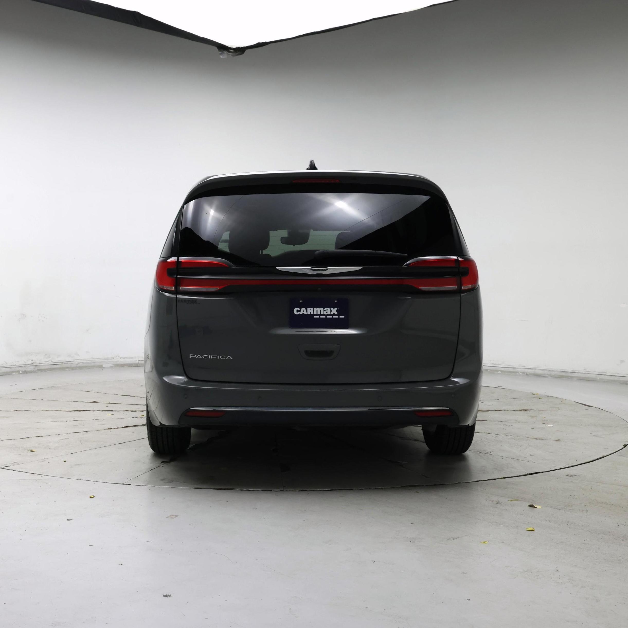 Thumbnail: 2023 Chrysler Pacifica - 6