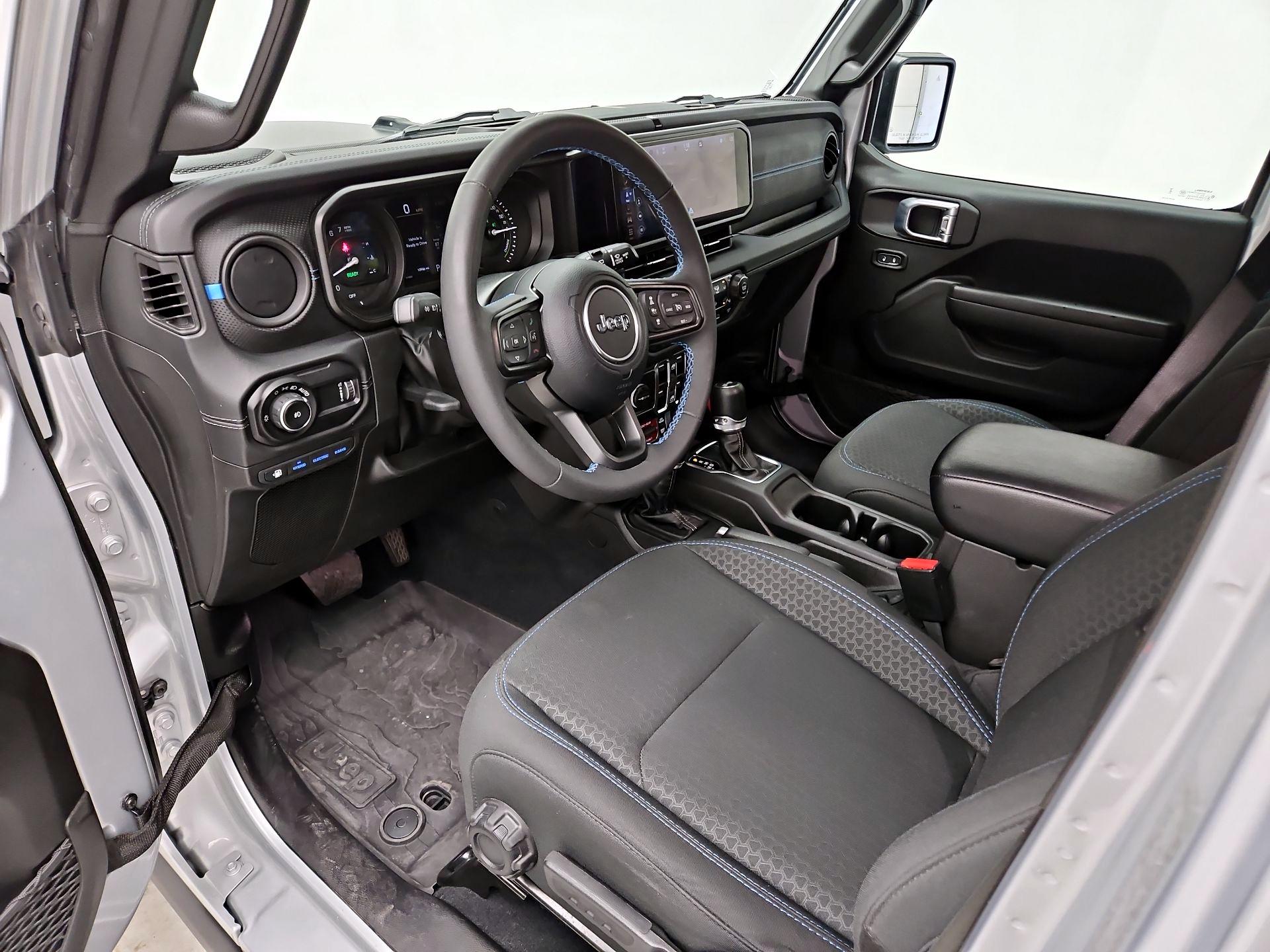 Thumbnail: 2024 Jeep Wrangler - 11