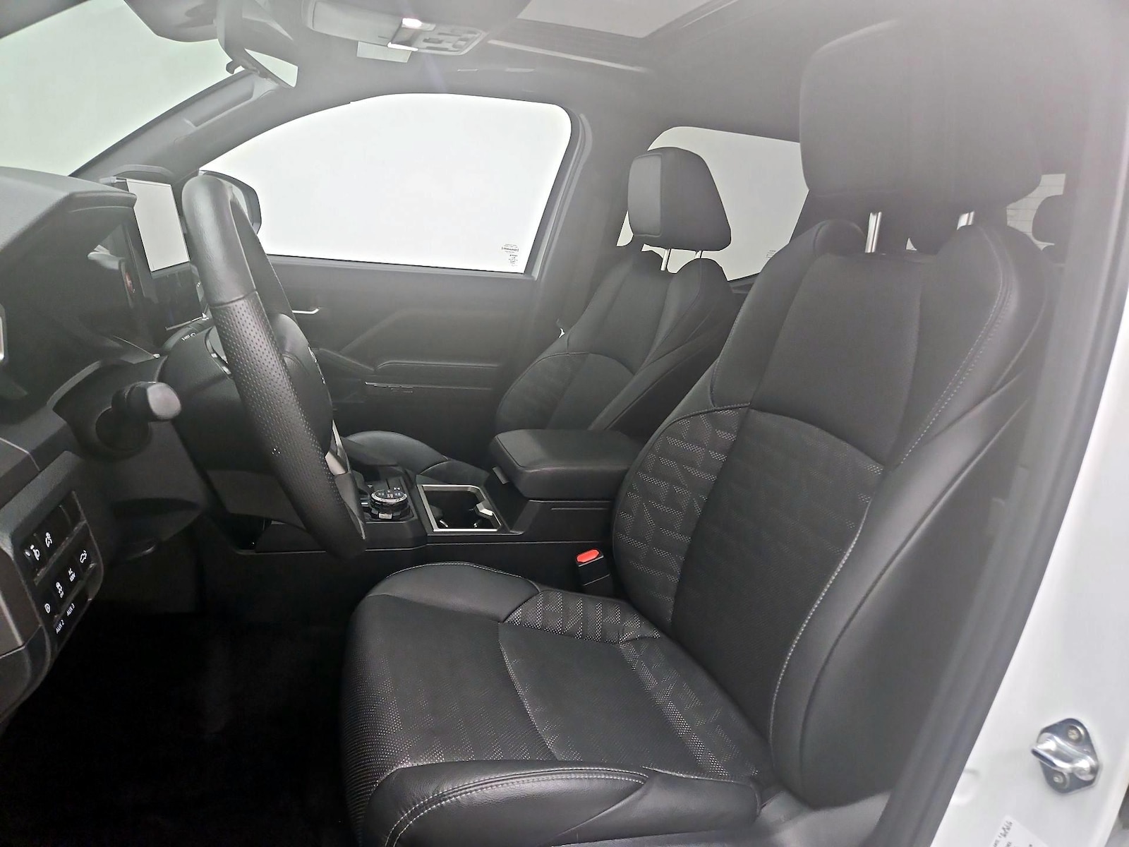2024 Toyota Tacoma TRD Off Road - Photo 12