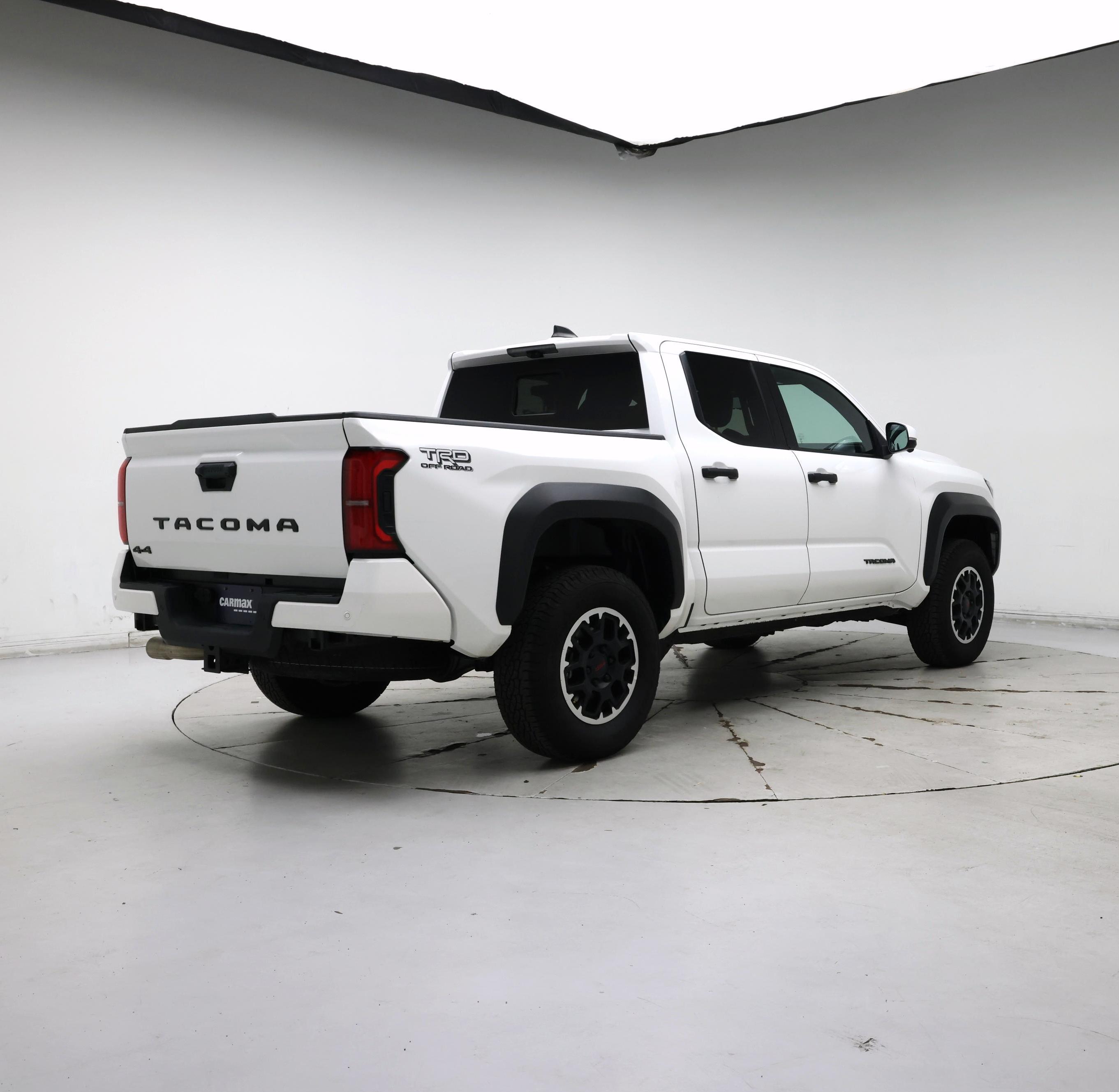 Thumbnail: 2024 Toyota Tacoma - 8