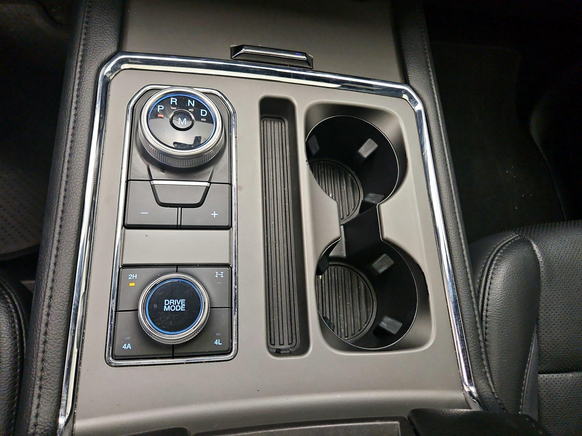 Thumbnail: 2021 Ford Expedition - 18