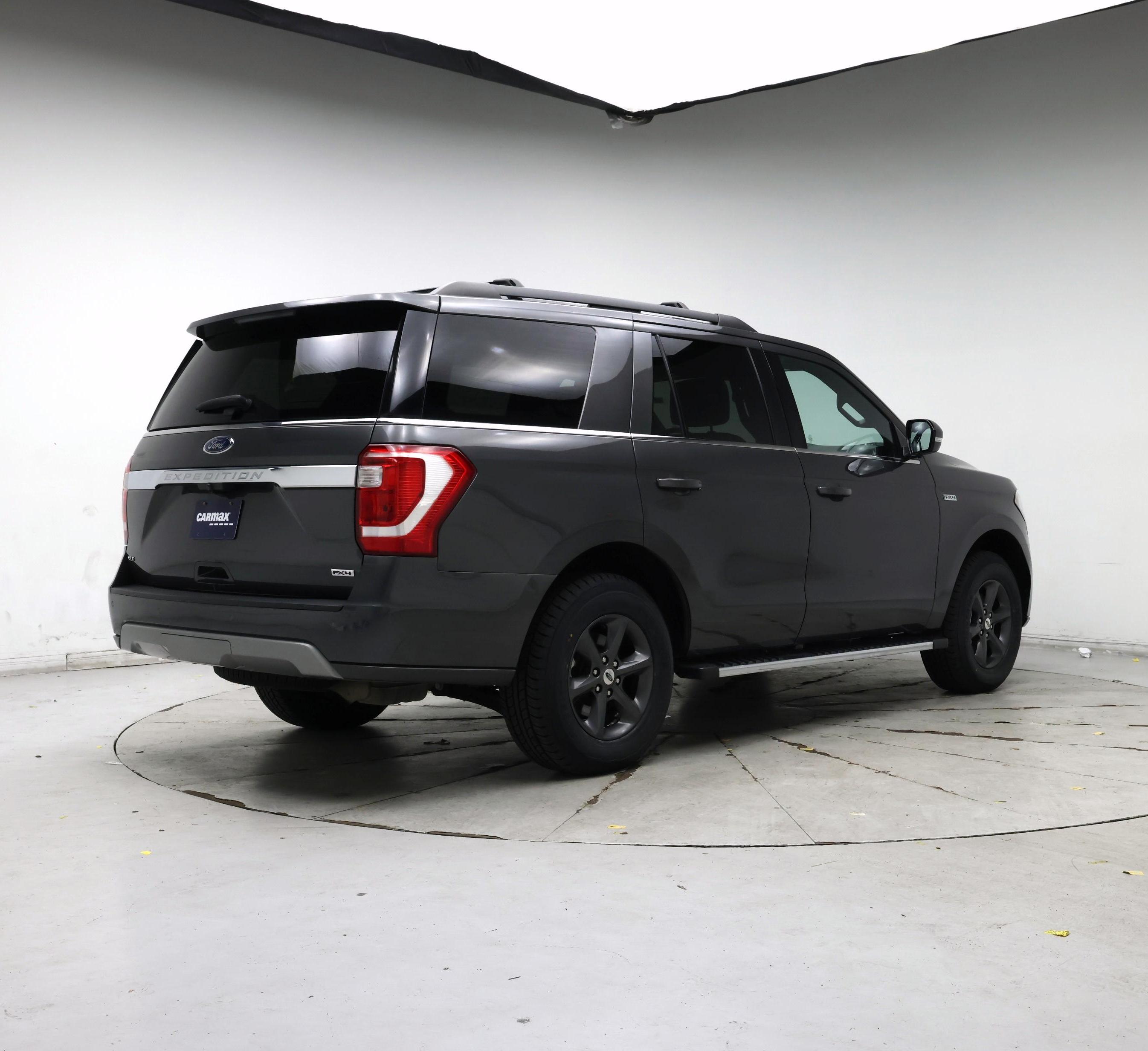 Thumbnail: 2021 Ford Expedition - 8