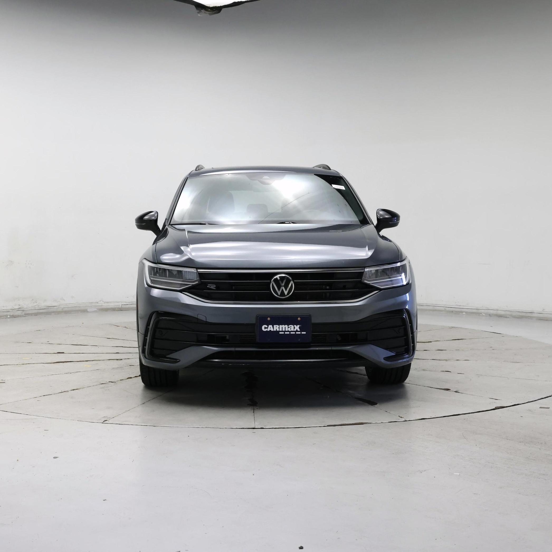 Thumbnail: 2023 Volkswagen Tiguan - 5