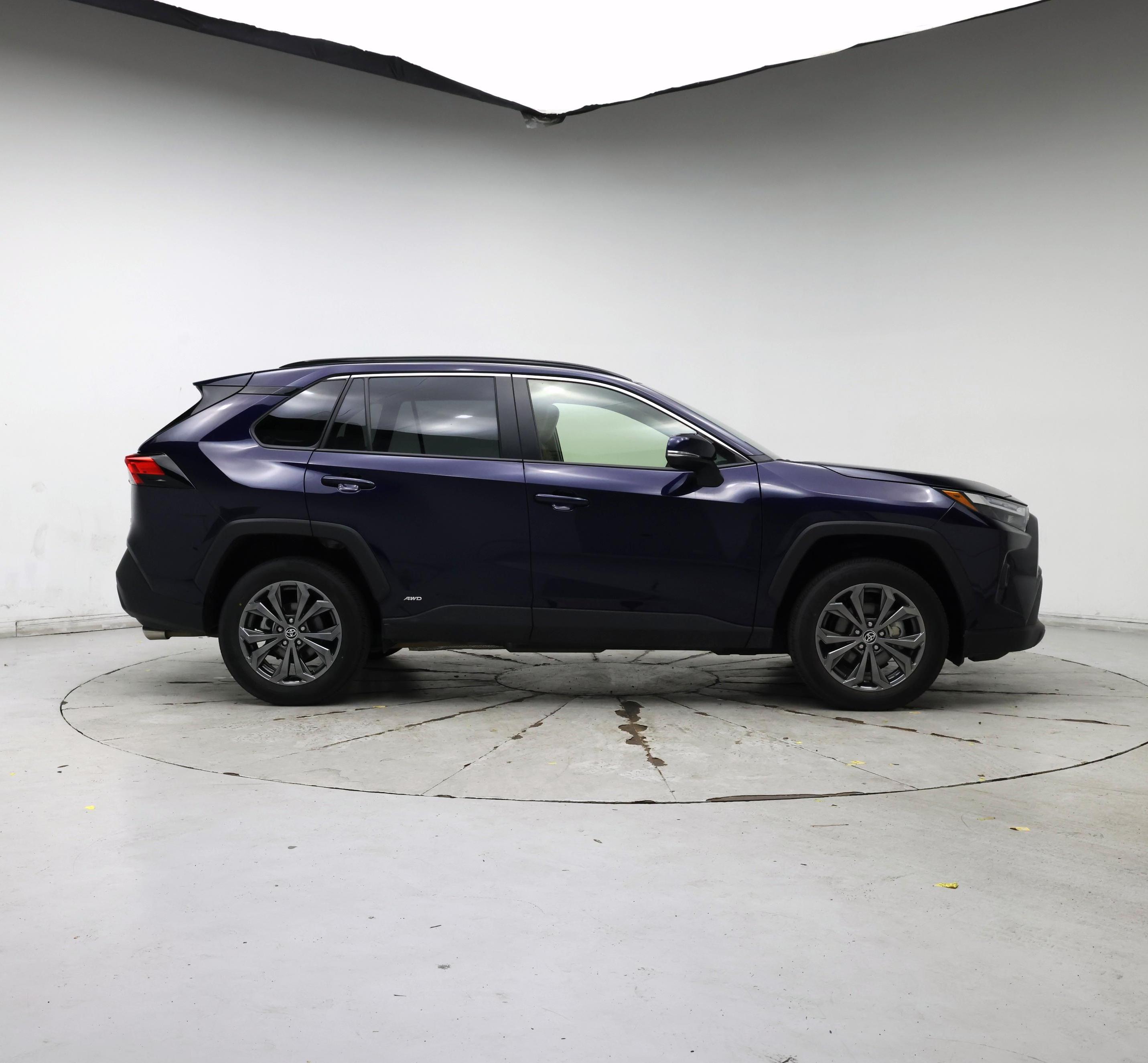 Thumbnail: 2025 Toyota RAV4 - 7
