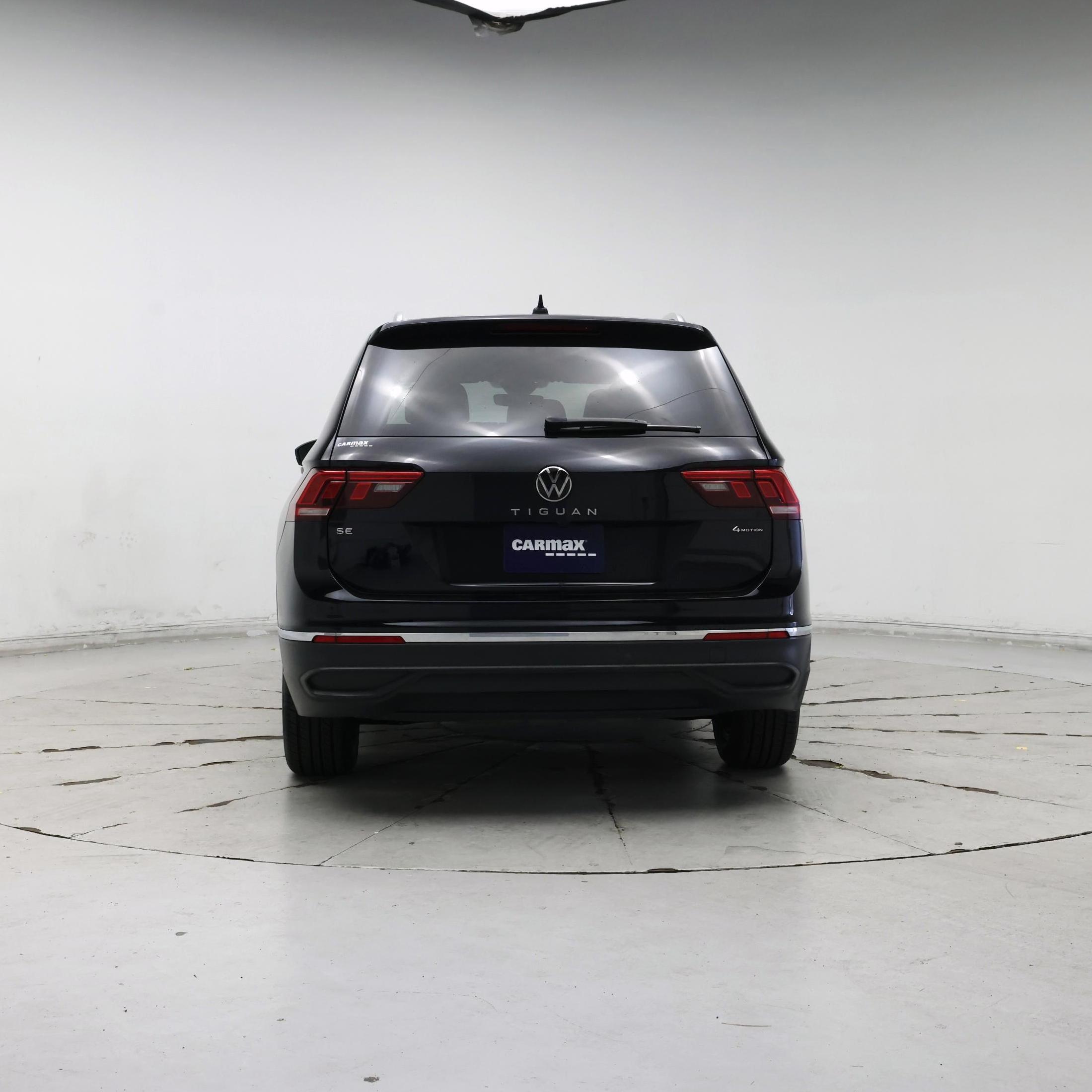 Thumbnail: 2023 Volkswagen Tiguan - 6