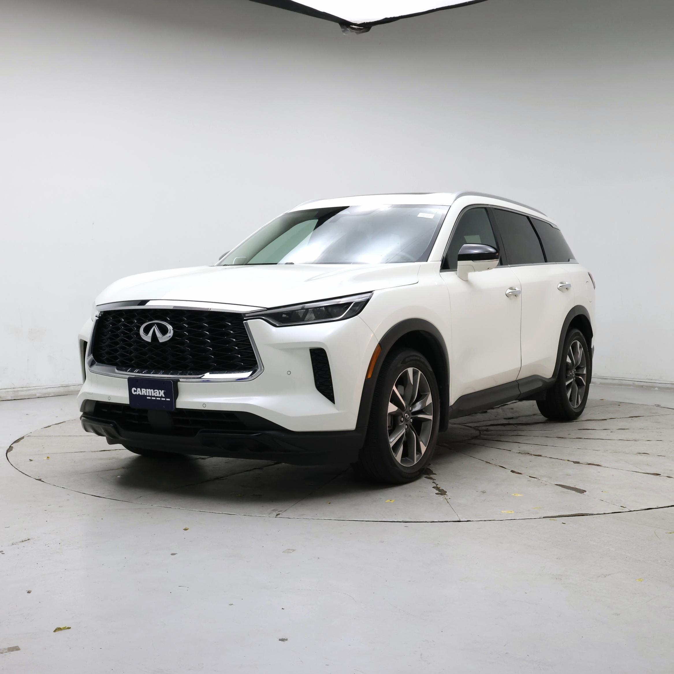 Thumbnail: 2023 INFINITI QX60 - 4