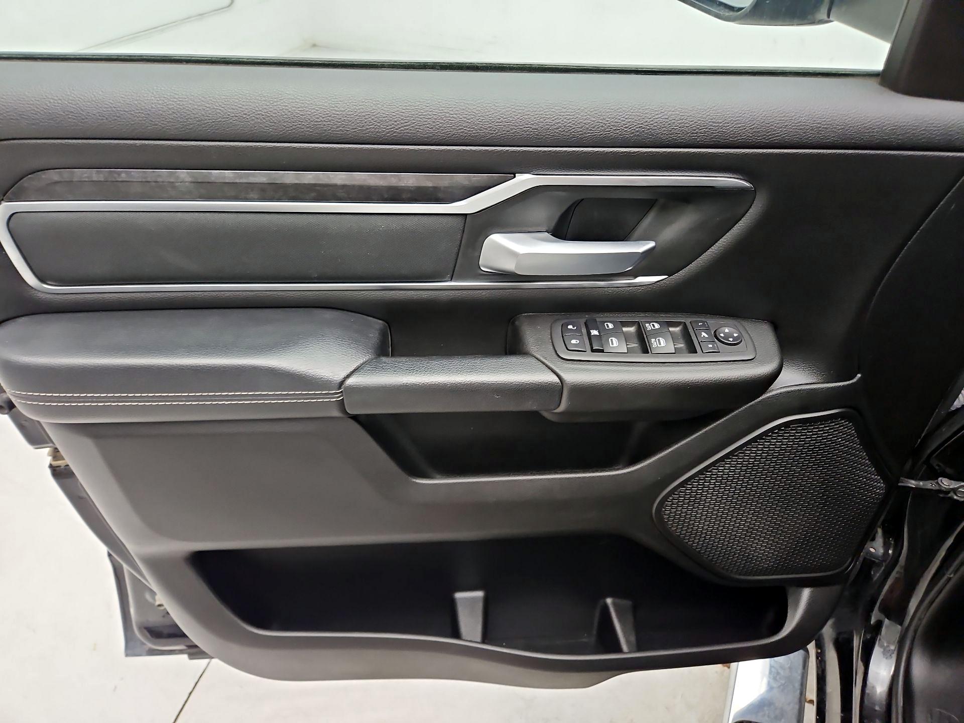 Thumbnail: 2024 RAM 1500 - 10