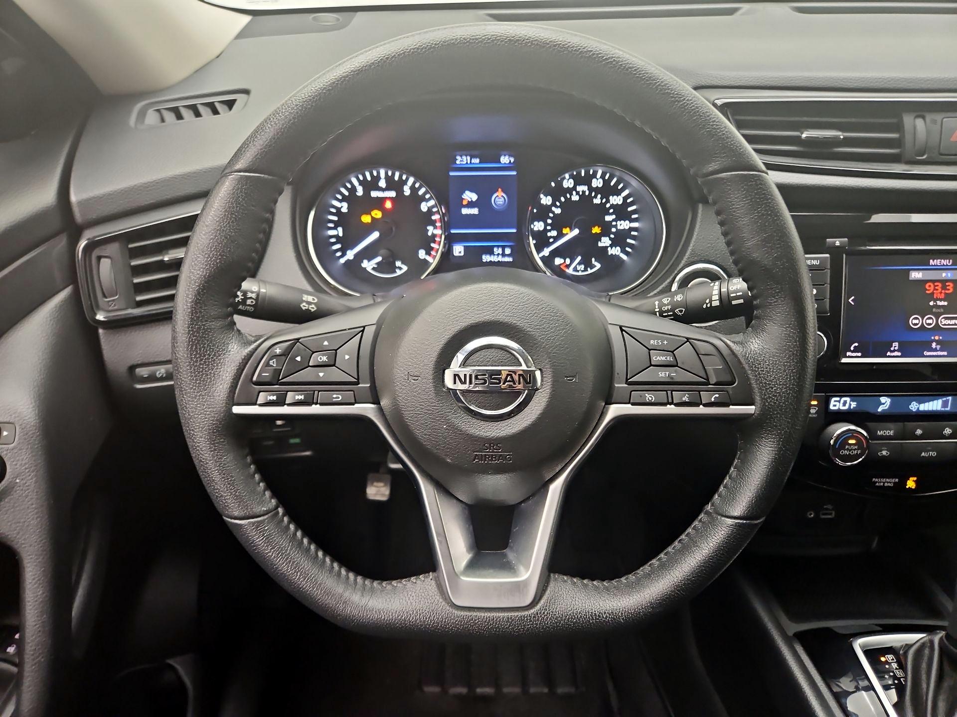 Thumbnail: 2020 Nissan Rogue - 10