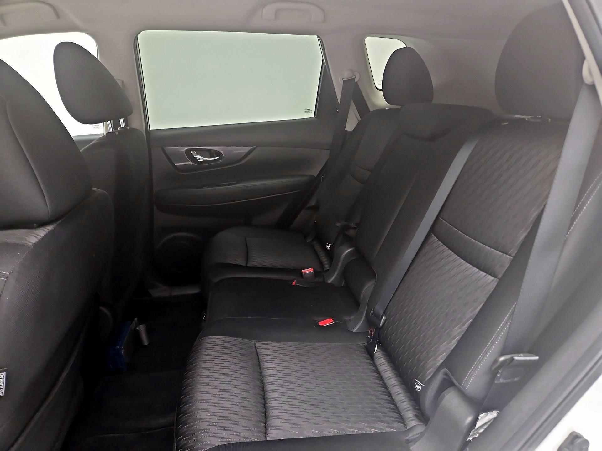 Thumbnail: 2020 Nissan Rogue - 19