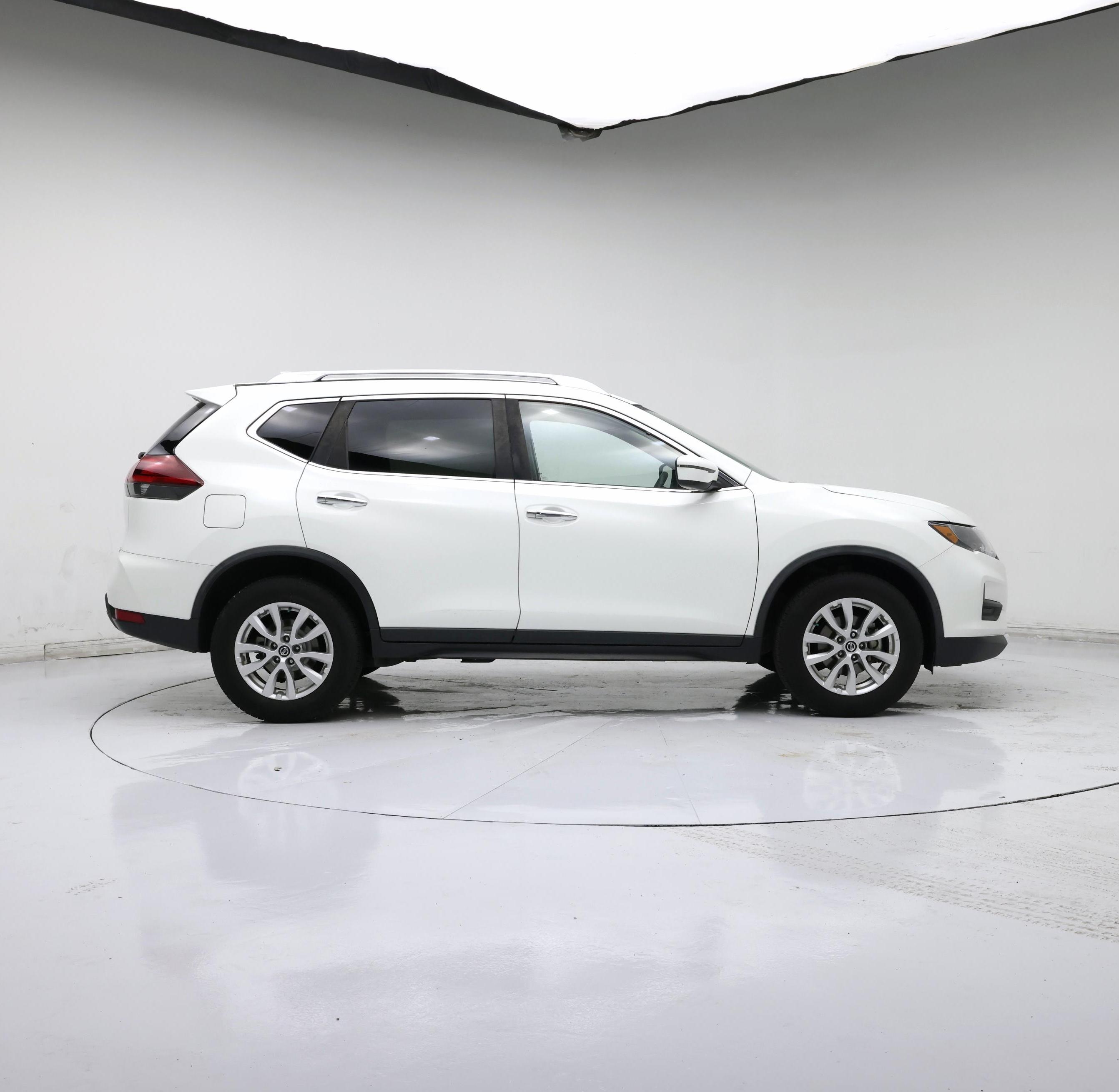 Thumbnail: 2020 Nissan Rogue - 7
