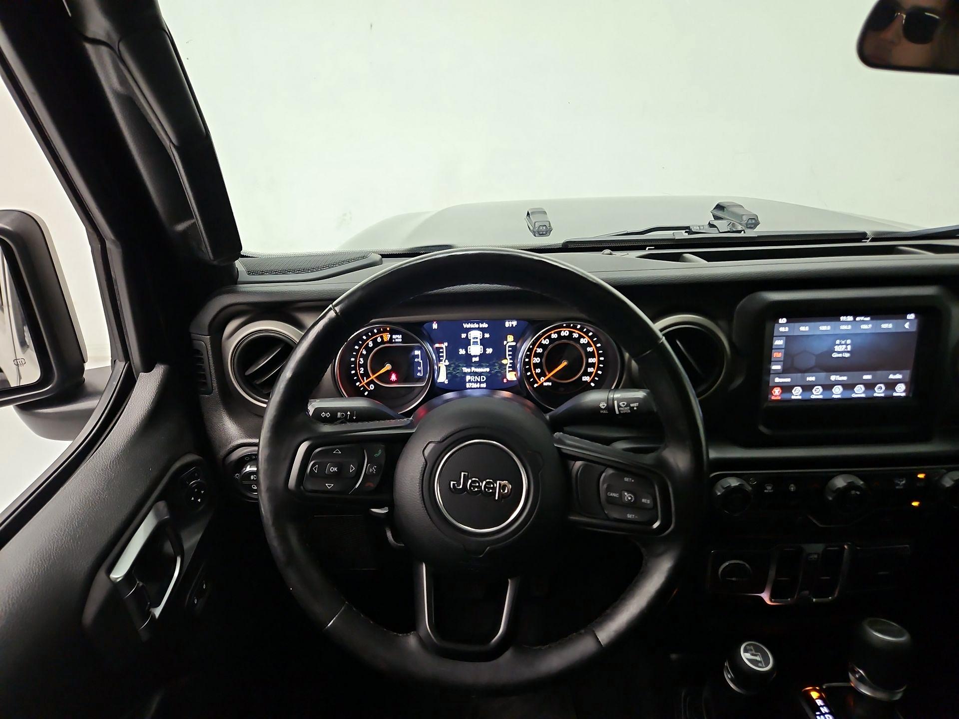 Thumbnail: 2020 Jeep Gladiator - 10