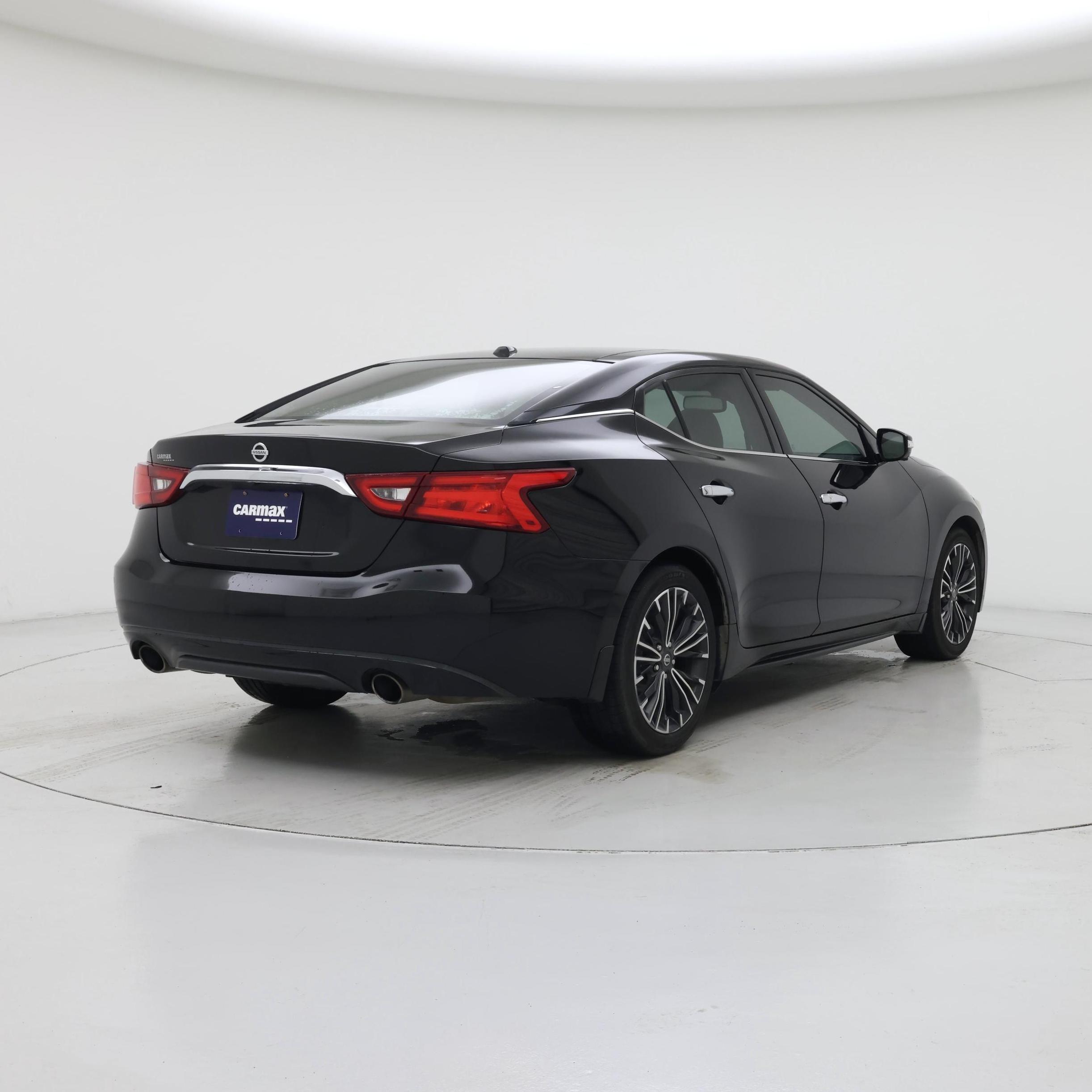 Thumbnail: 2016 Nissan Maxima - 8
