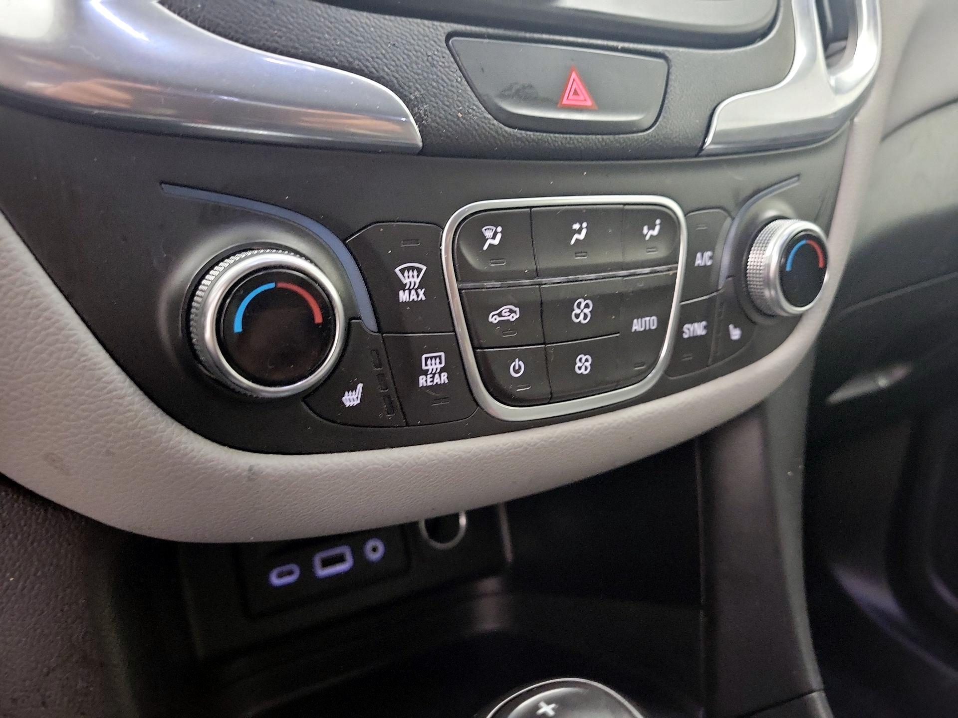 Thumbnail: 2020 Chevrolet Equinox - 16