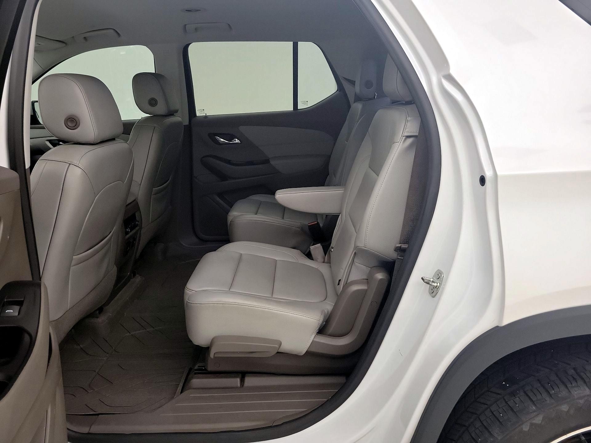 Thumbnail: 2018 Chevrolet Traverse - 19