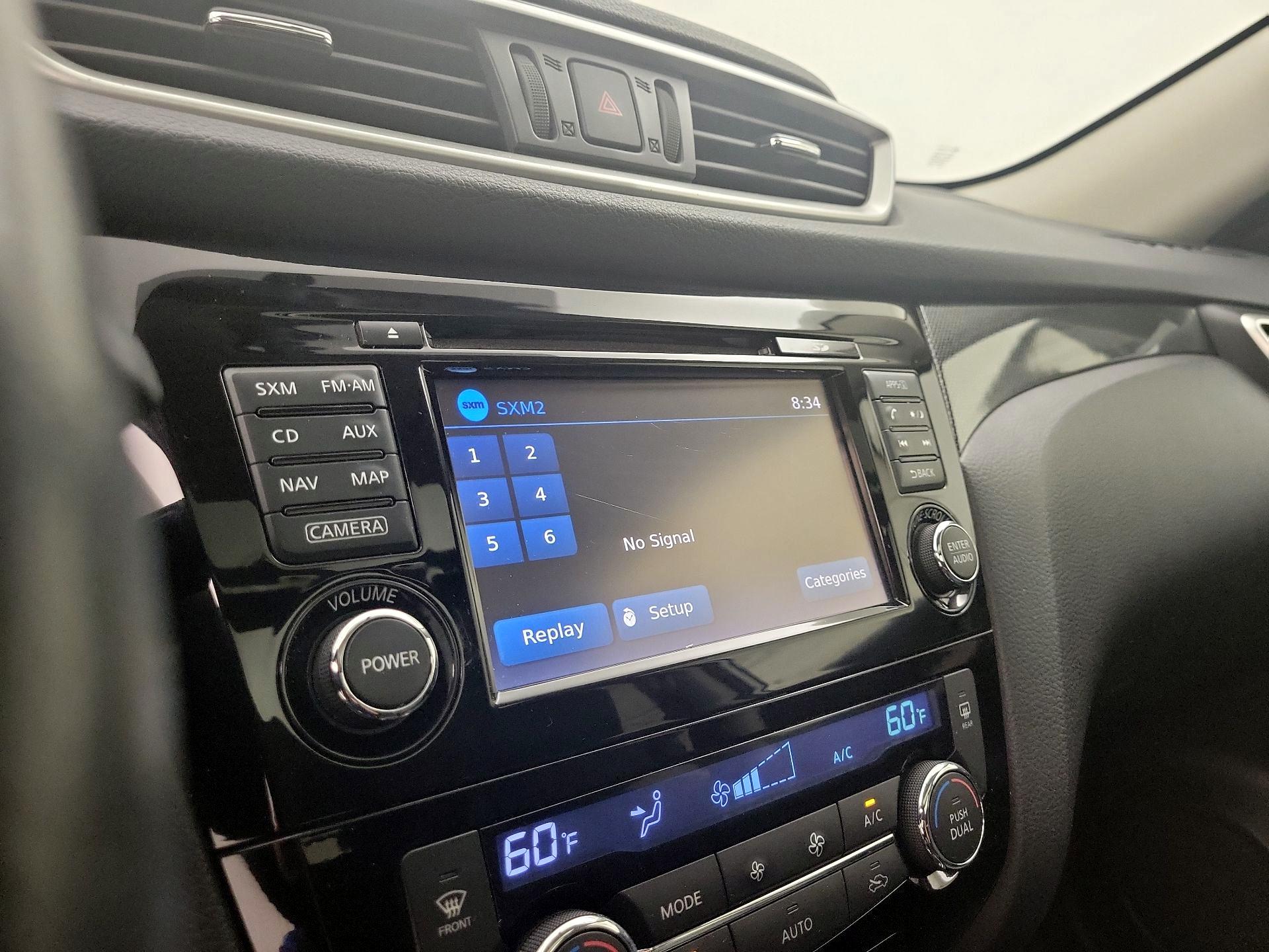 Thumbnail: 2015 Nissan Rogue - 15