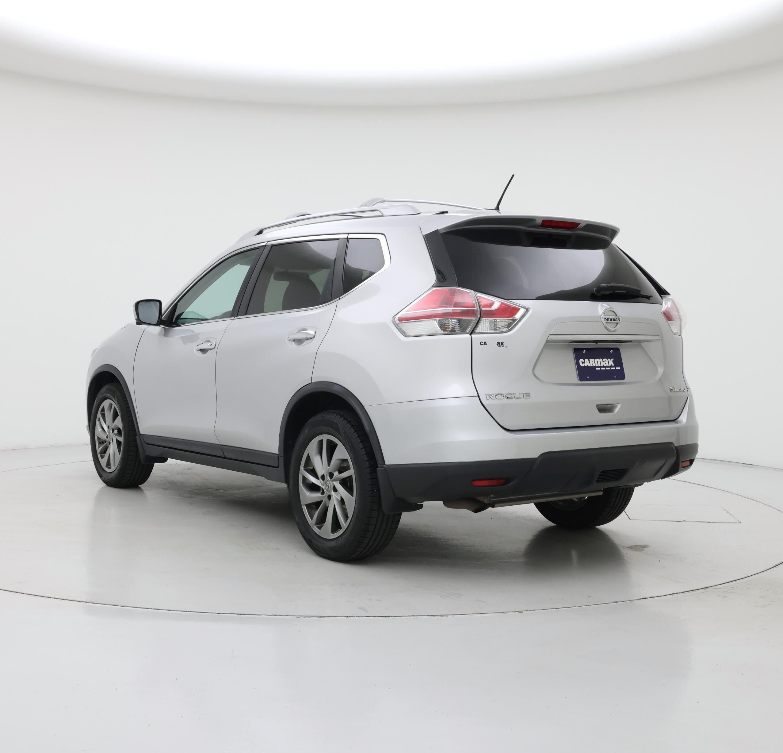 Thumbnail: 2015 Nissan Rogue - 2