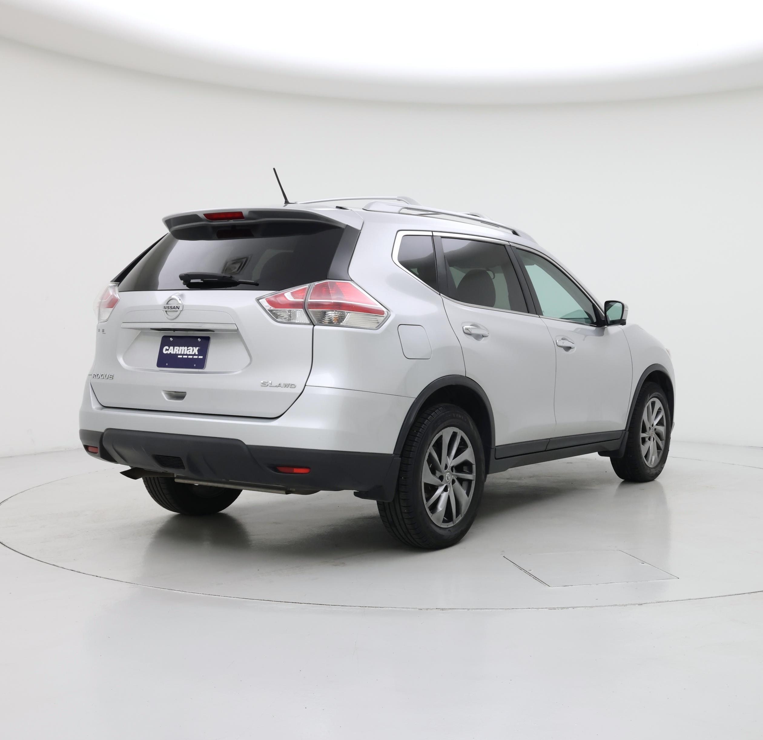 Thumbnail: 2015 Nissan Rogue - 8