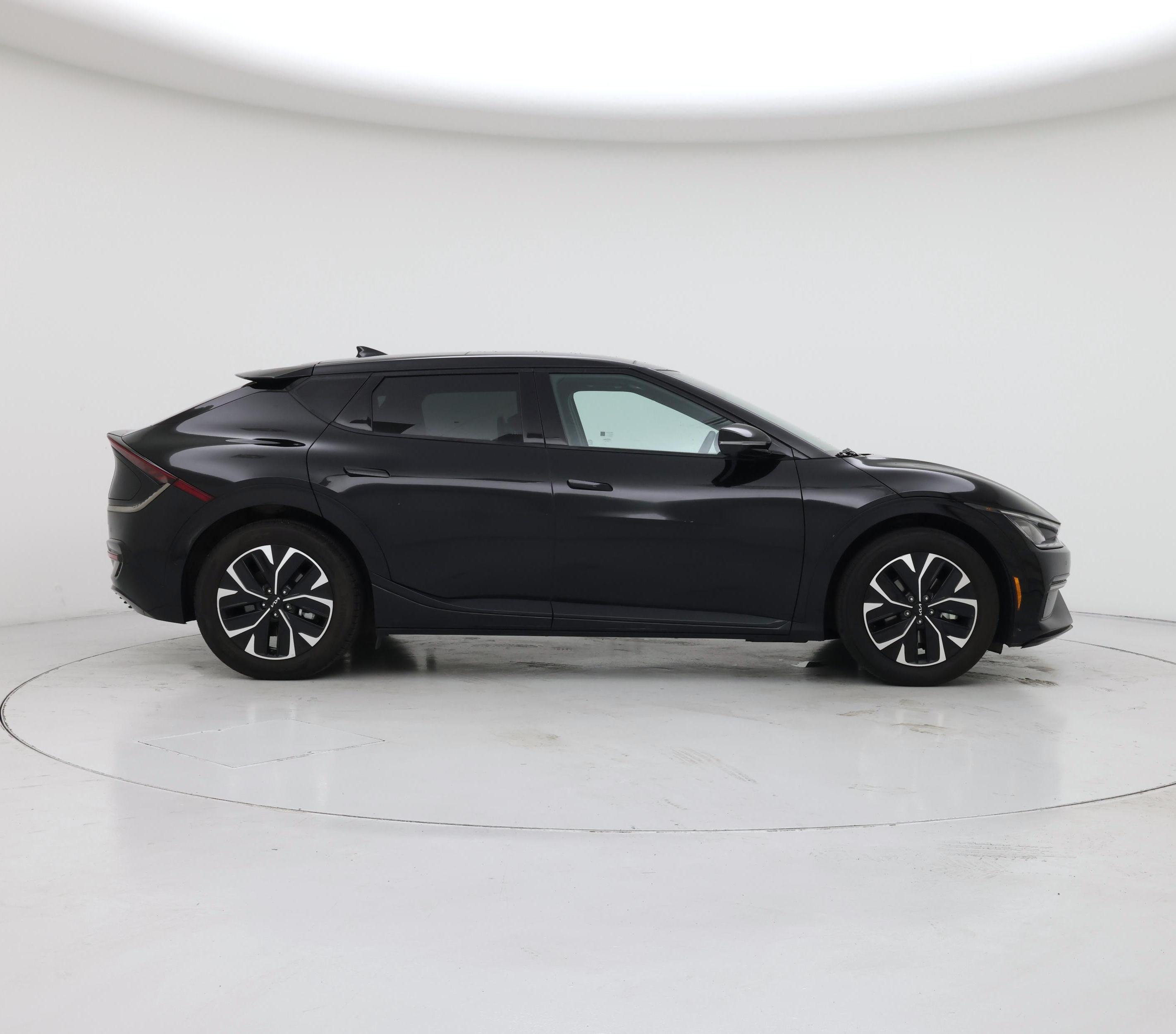 Thumbnail: 2023 Kia EV6 - 7