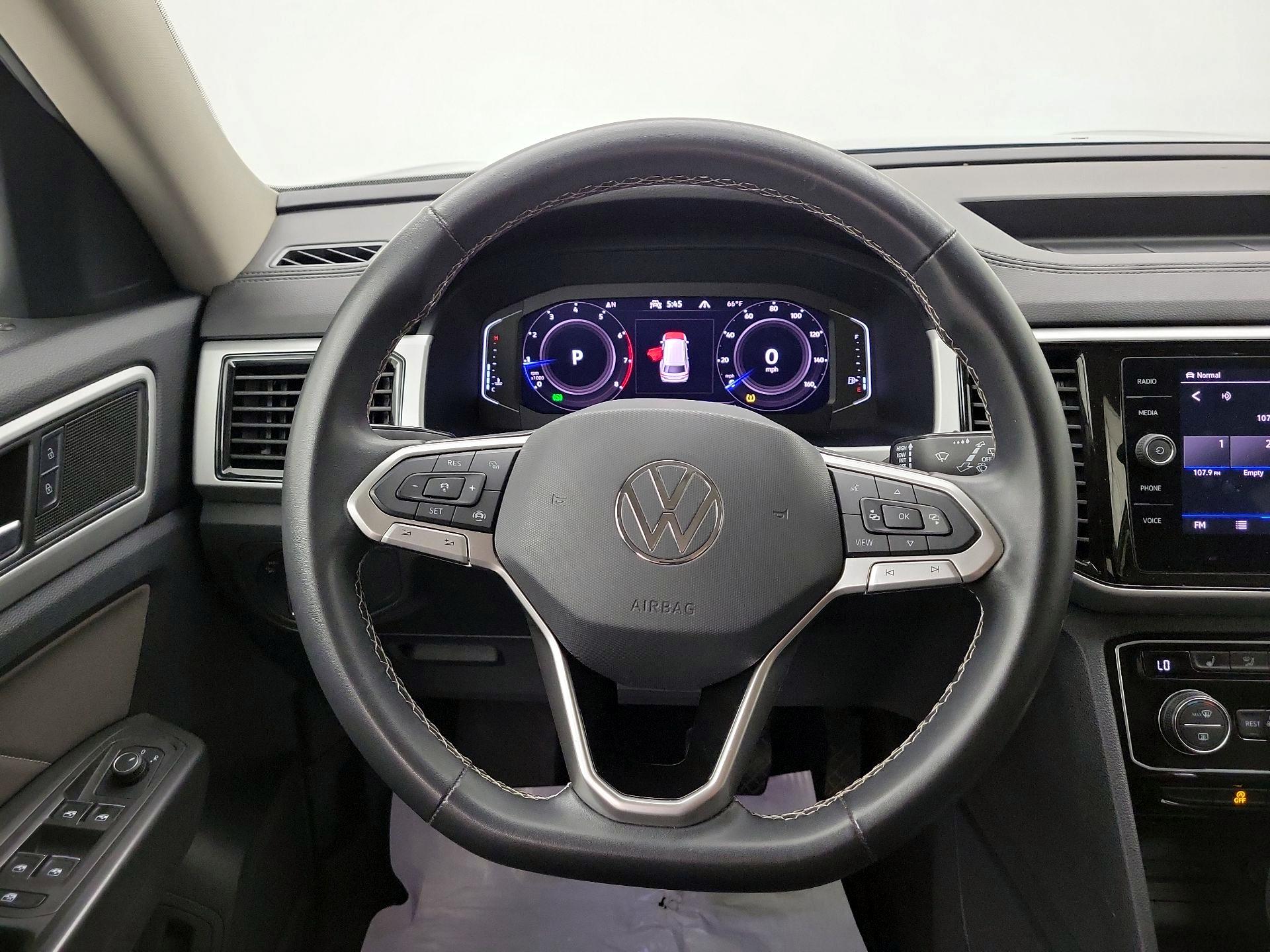 Thumbnail: 2022 Volkswagen Atlas - 10