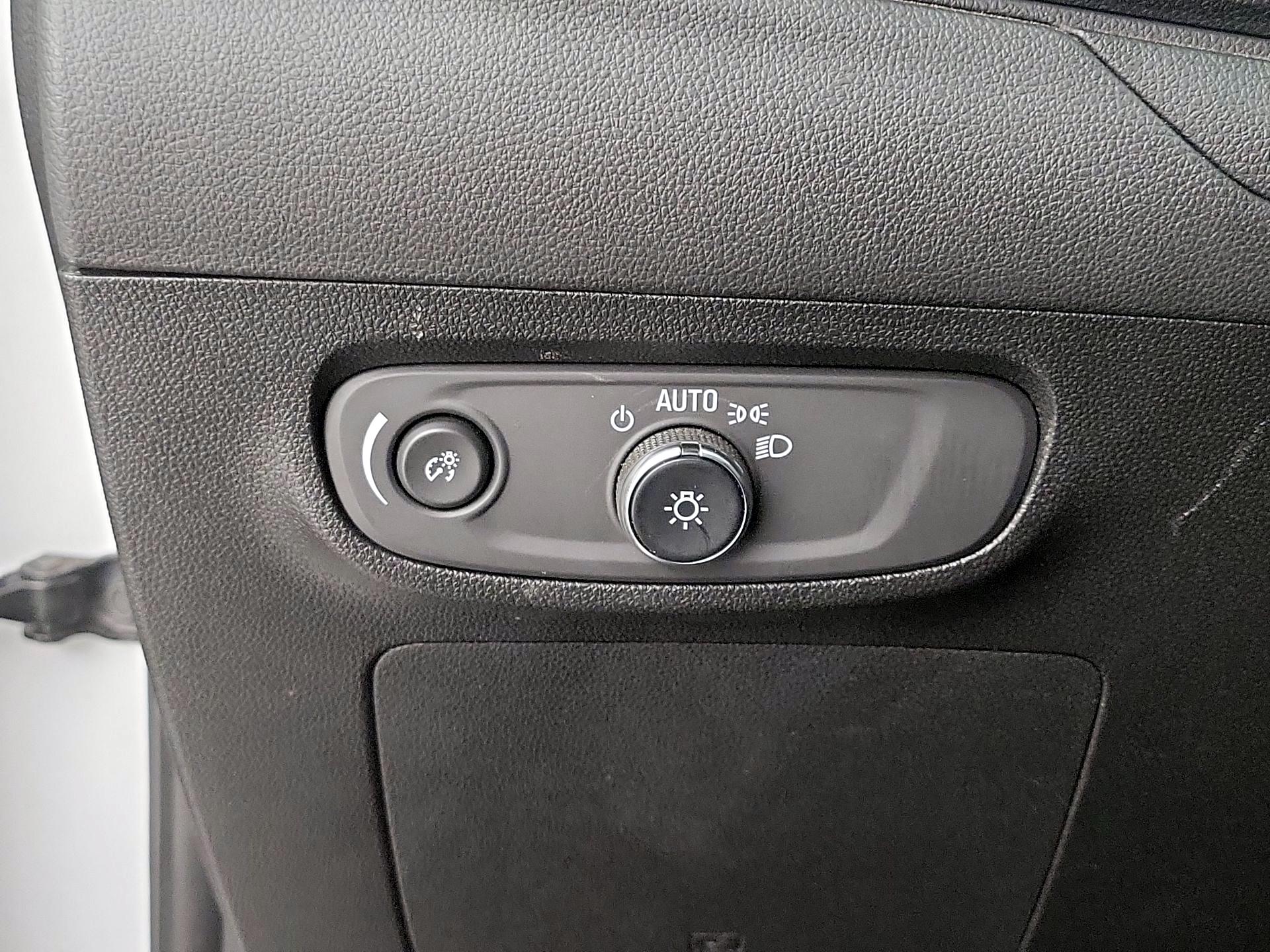 Thumbnail: 2025 Buick Encore GX - 13