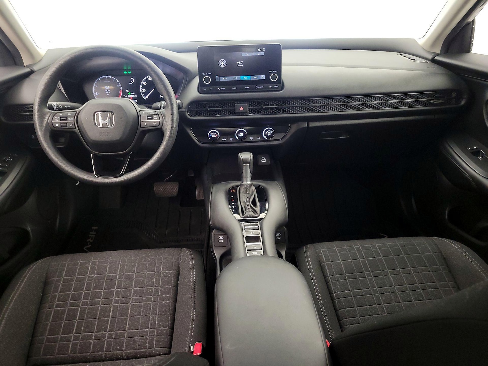 2025 Honda HR-V LX - Photo 10