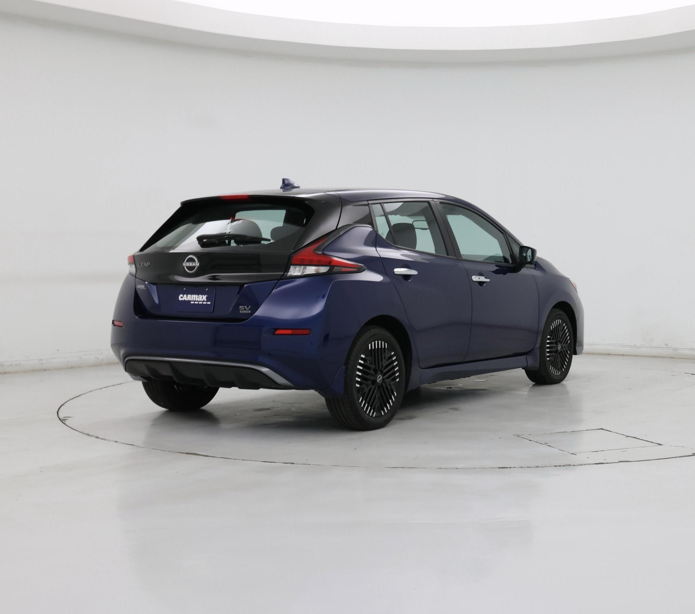 Thumbnail: 2024 Nissan Leaf - 8