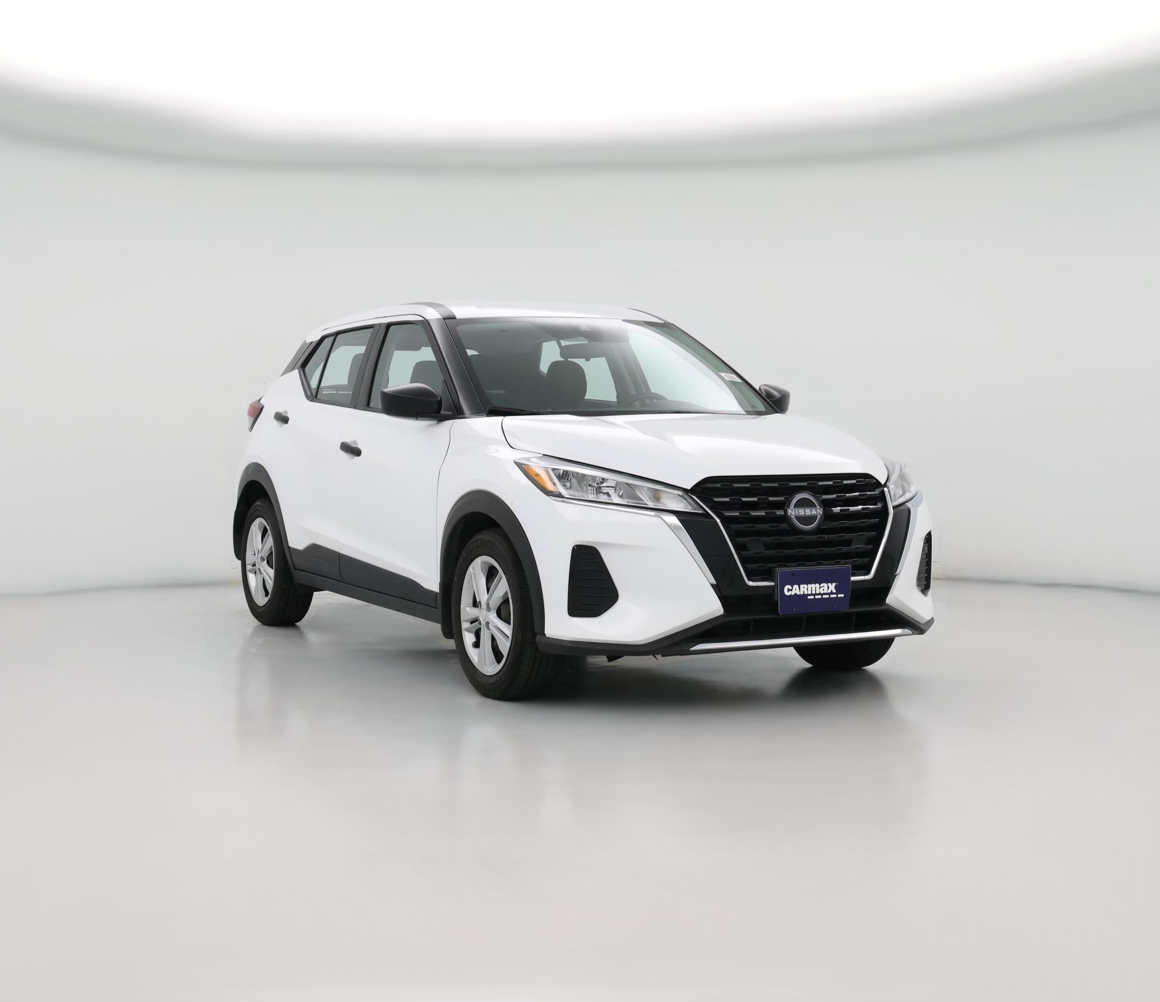 Thumbnail: 2023 Nissan Kicks - 1