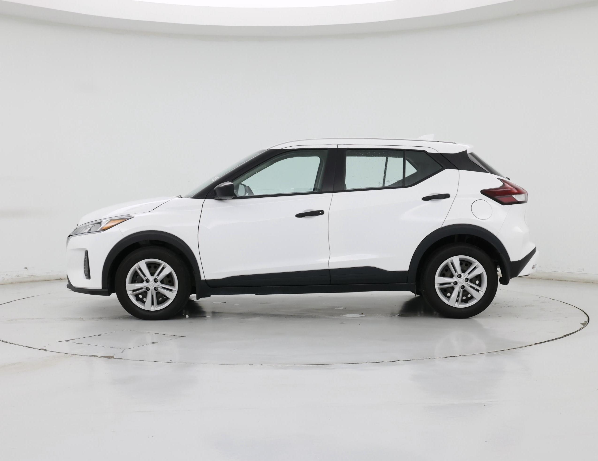 Thumbnail: 2023 Nissan Kicks - 3