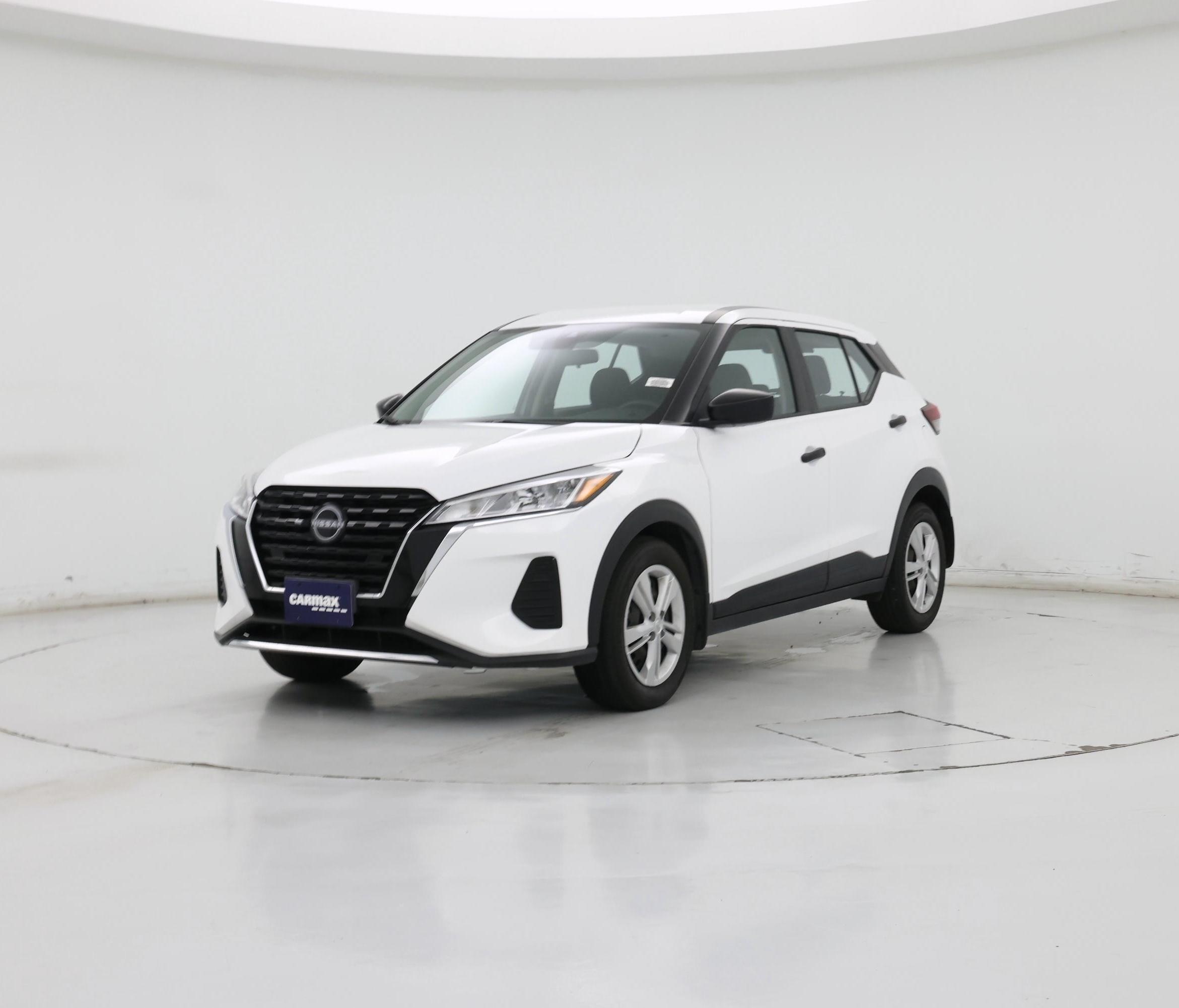 Thumbnail: 2023 Nissan Kicks - 4