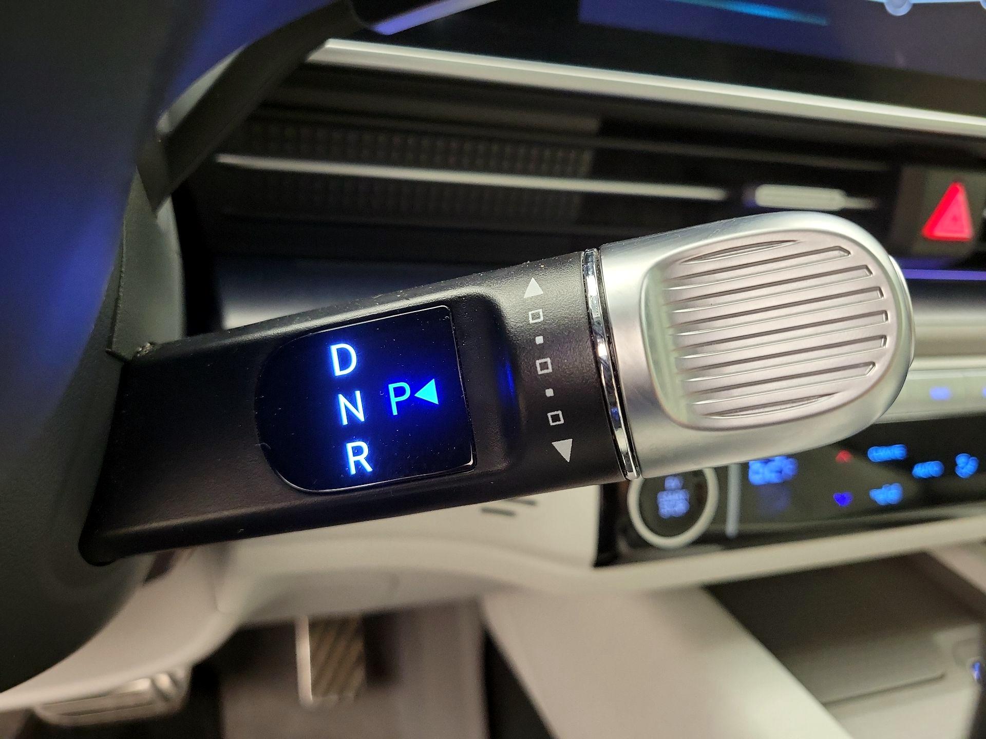 Thumbnail: 2024 Hyundai Ioniq 6 - 18