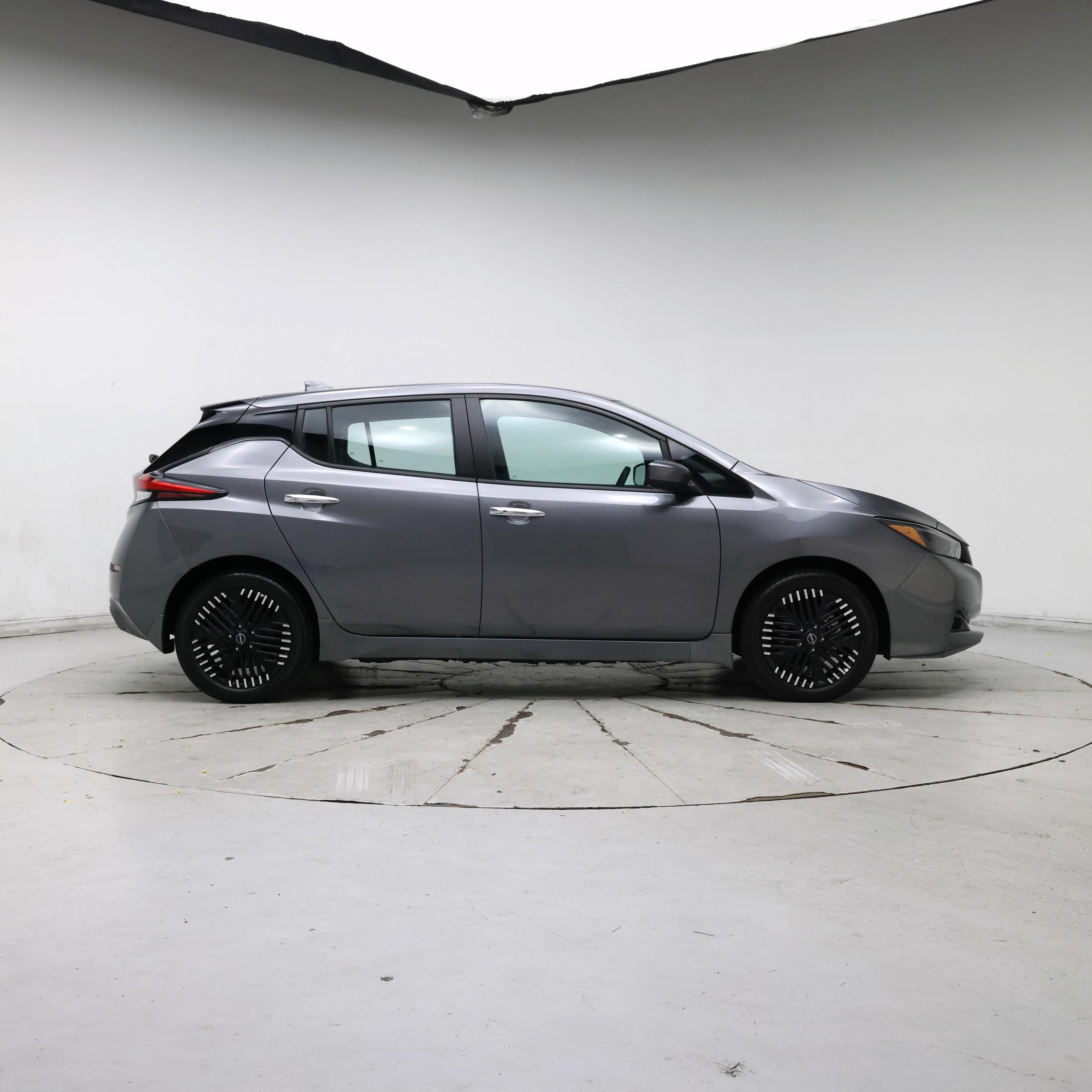 Thumbnail: 2024 Nissan Leaf - 7
