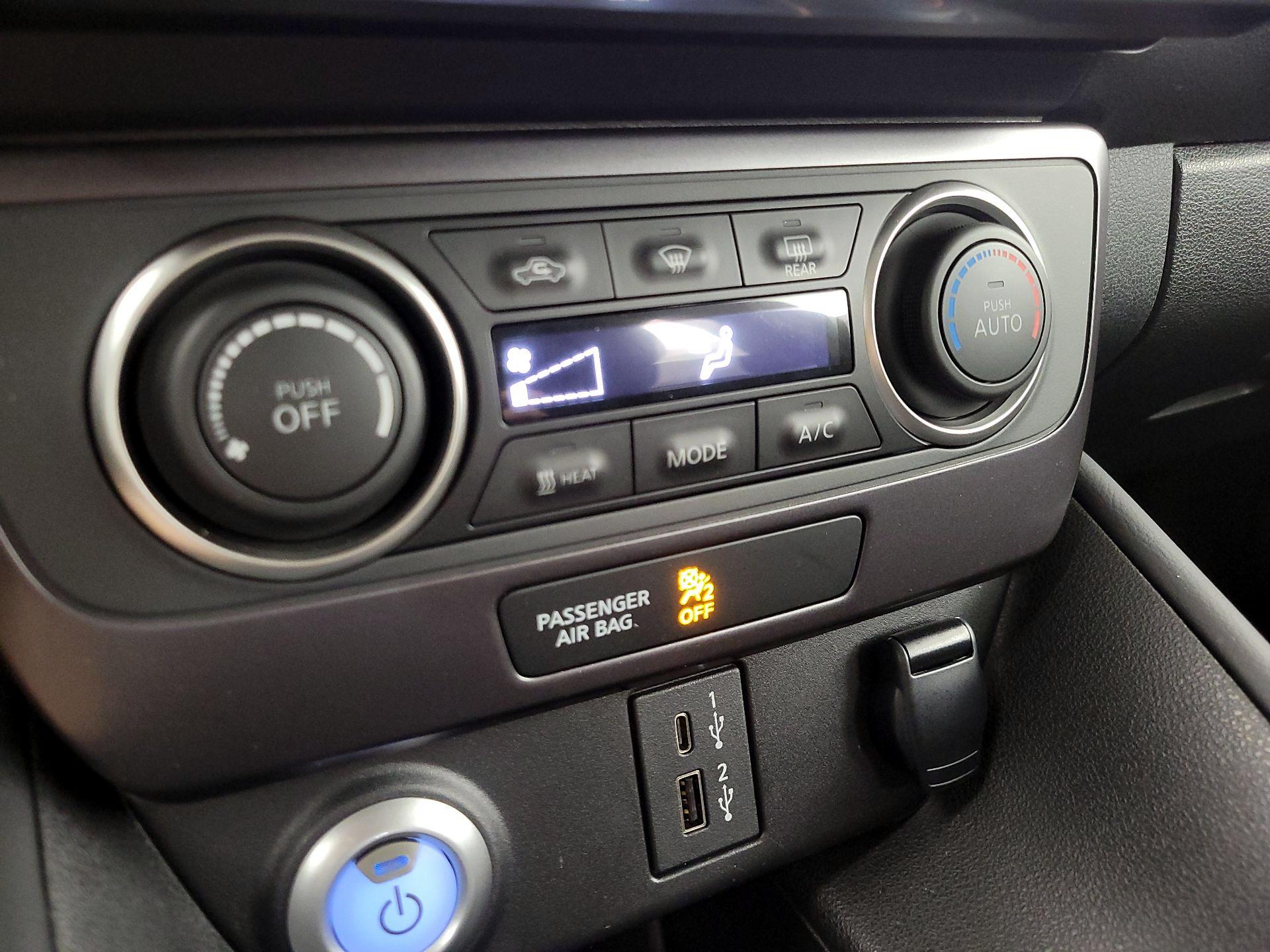 Thumbnail: 2024 Nissan Leaf - 16