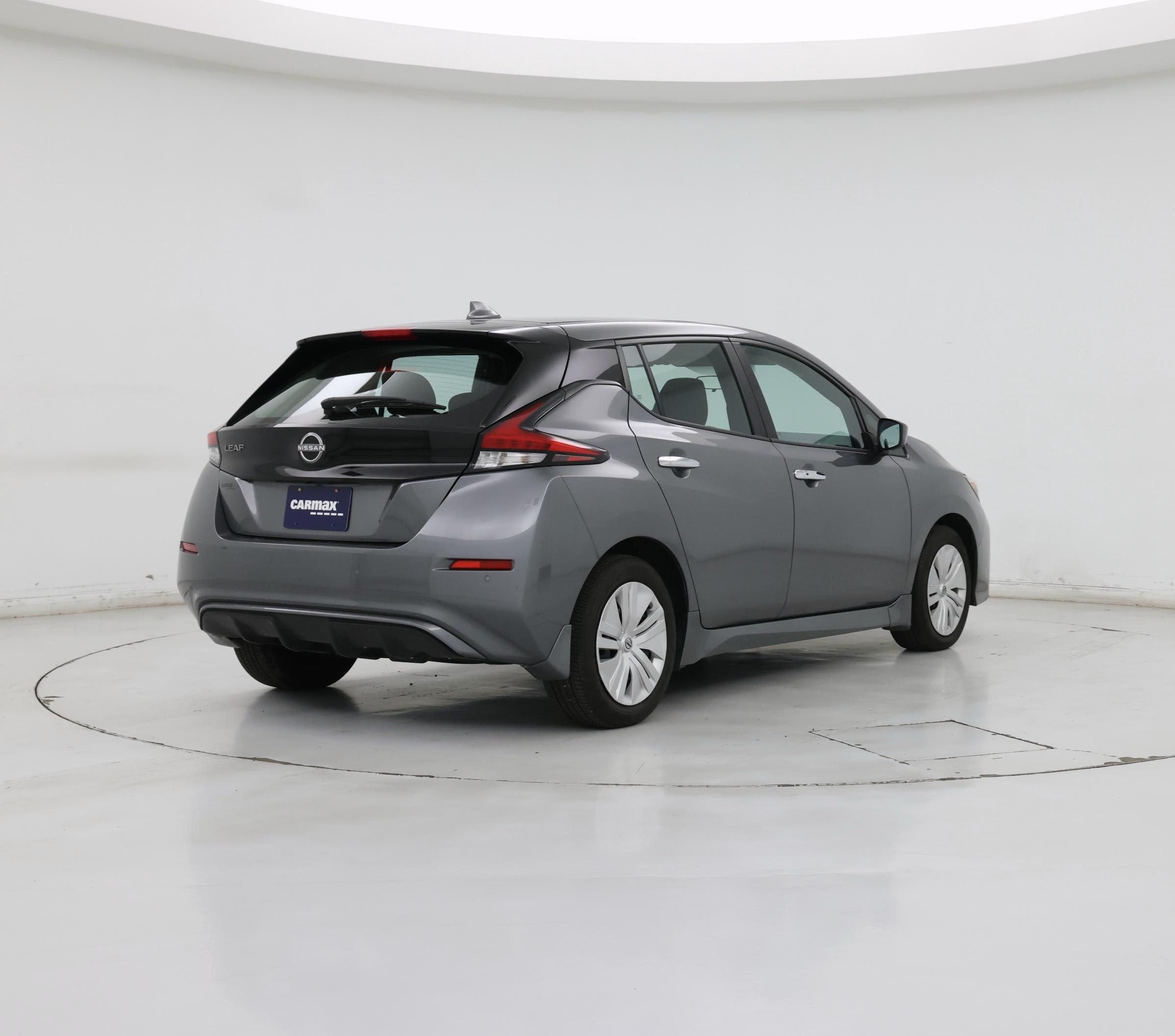 Thumbnail: 2024 Nissan Leaf - 8