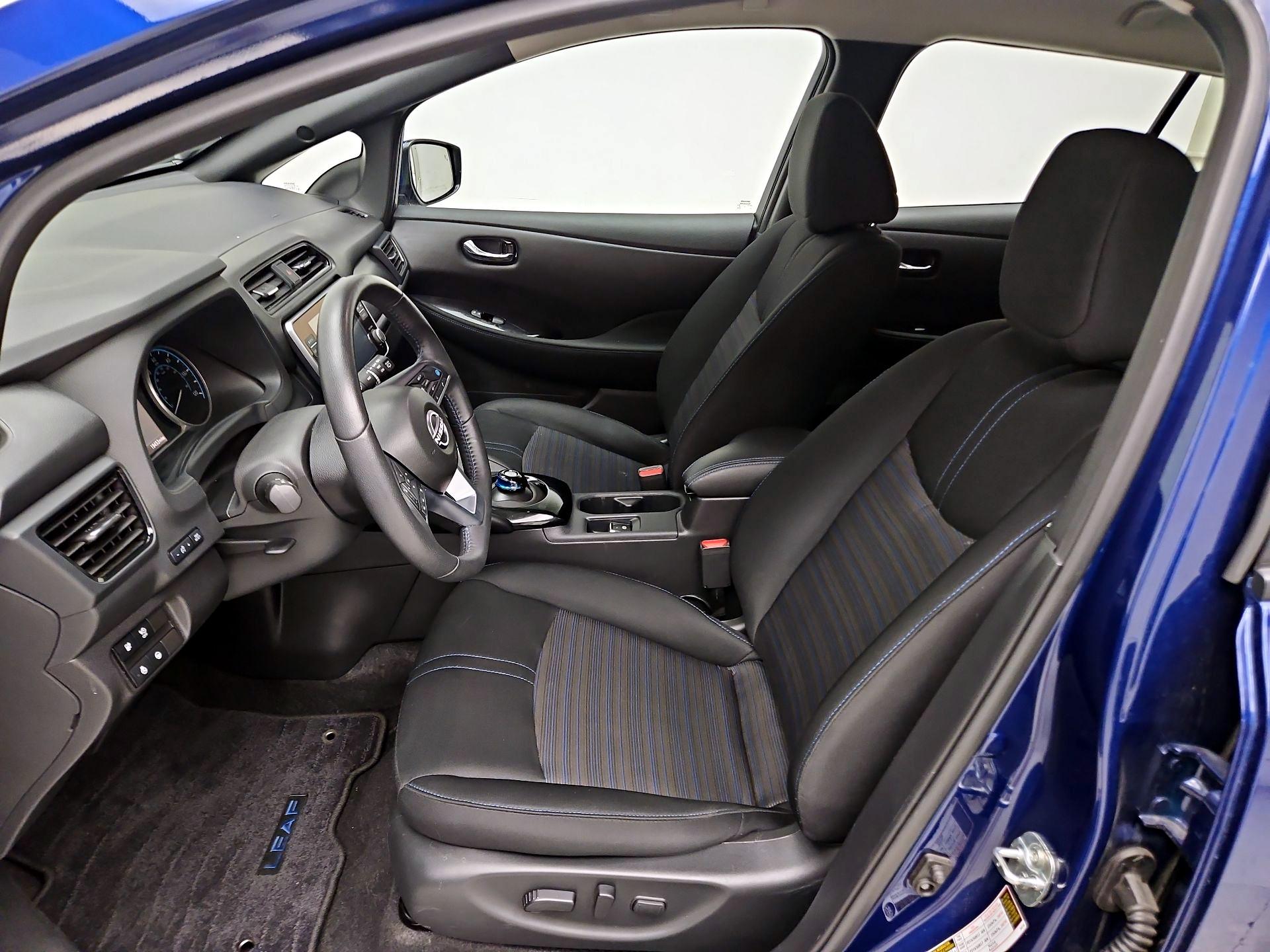 Thumbnail: 2025 Nissan Leaf - 11