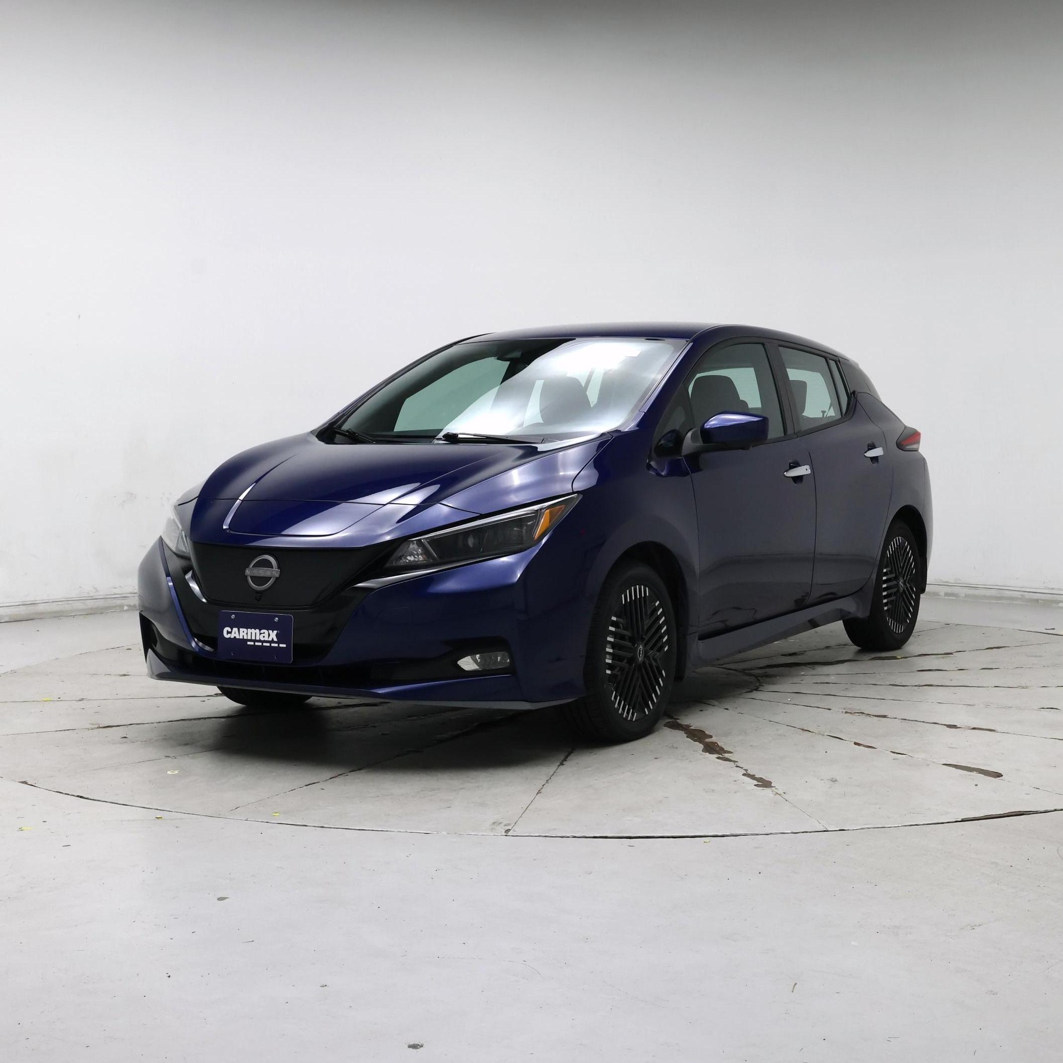 Thumbnail: 2025 Nissan Leaf - 4