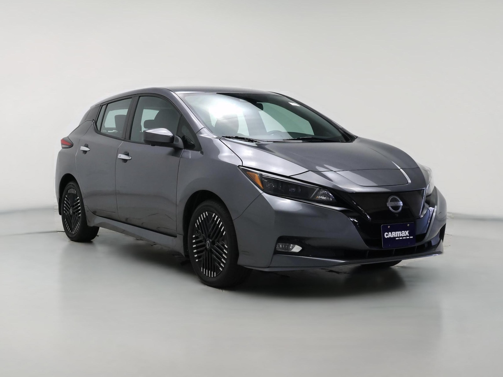2024 Nissan LEAF